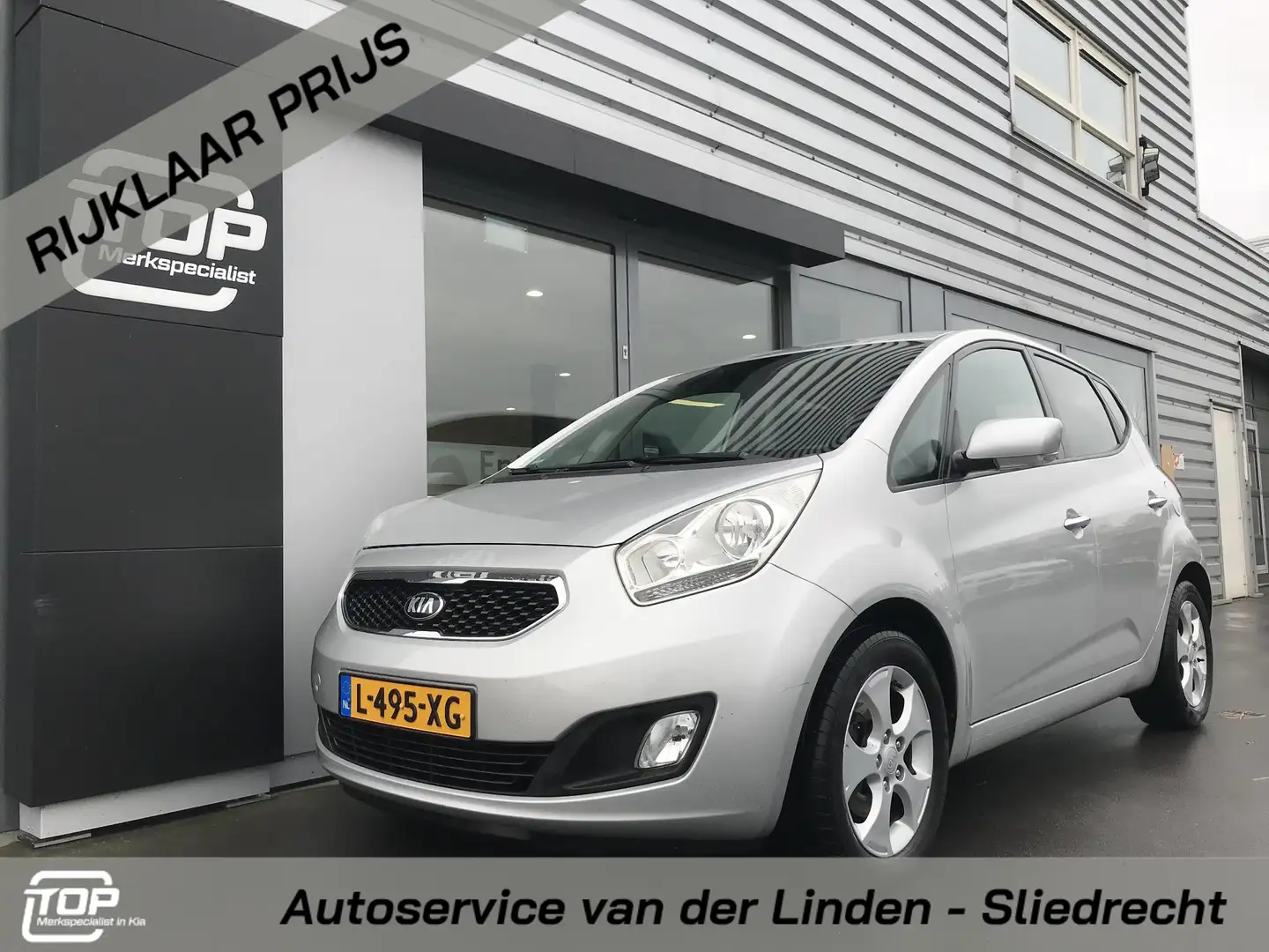 Kia Venga 1.6 ExecutiveLine Automaat Grijs - 1