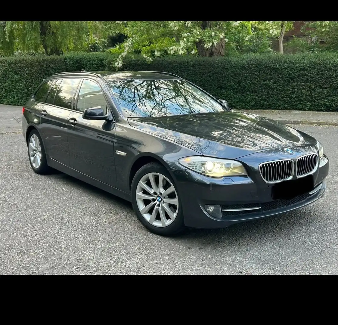 BMW 520 520d Touring - 1