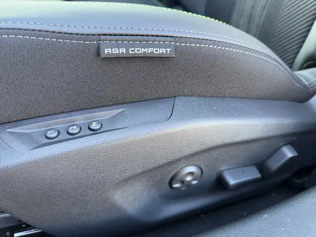 Peugeot 308 view 14