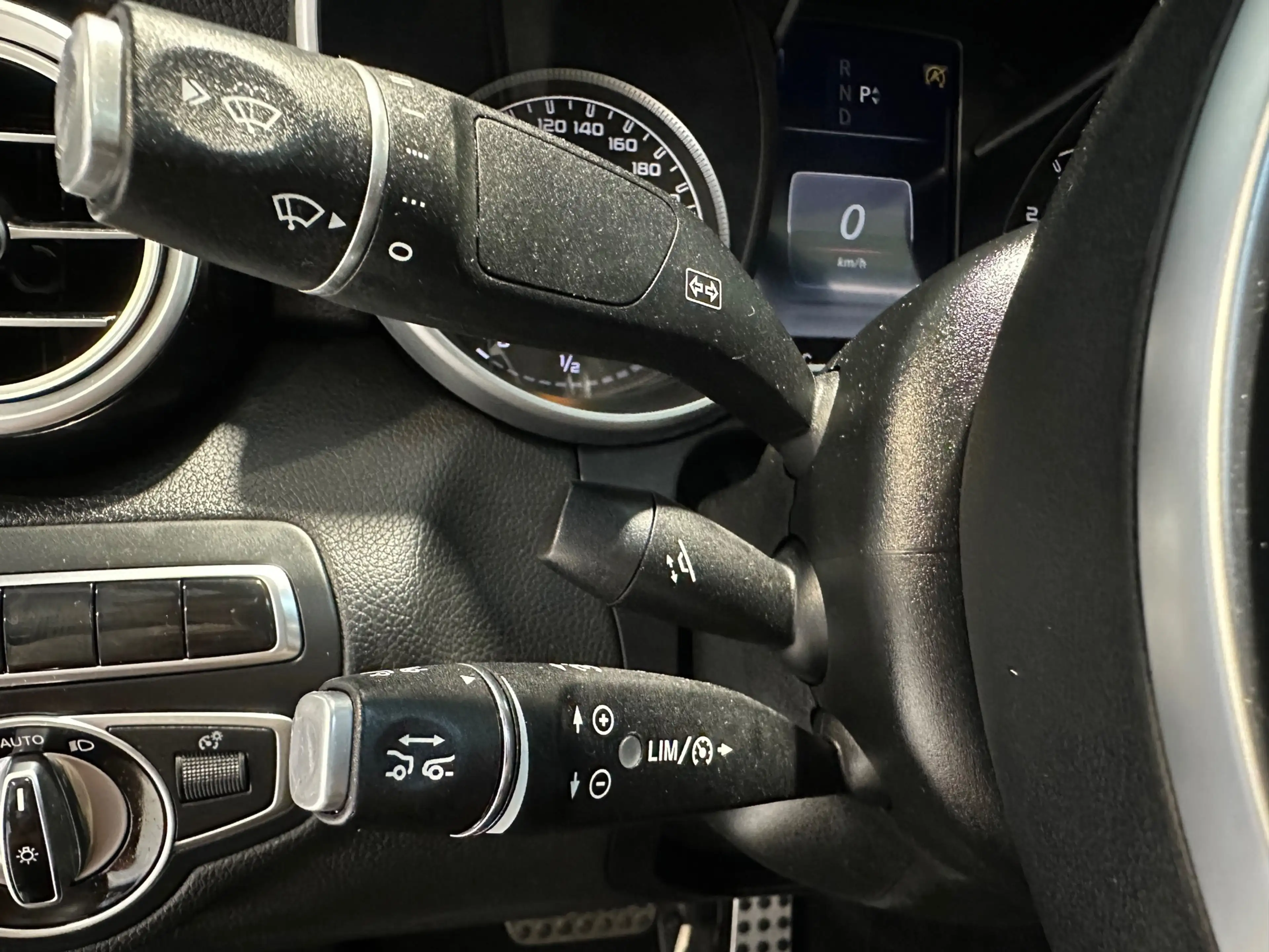 Mercedes-Benz C 43 AMG C43 4MATIC — photo 12