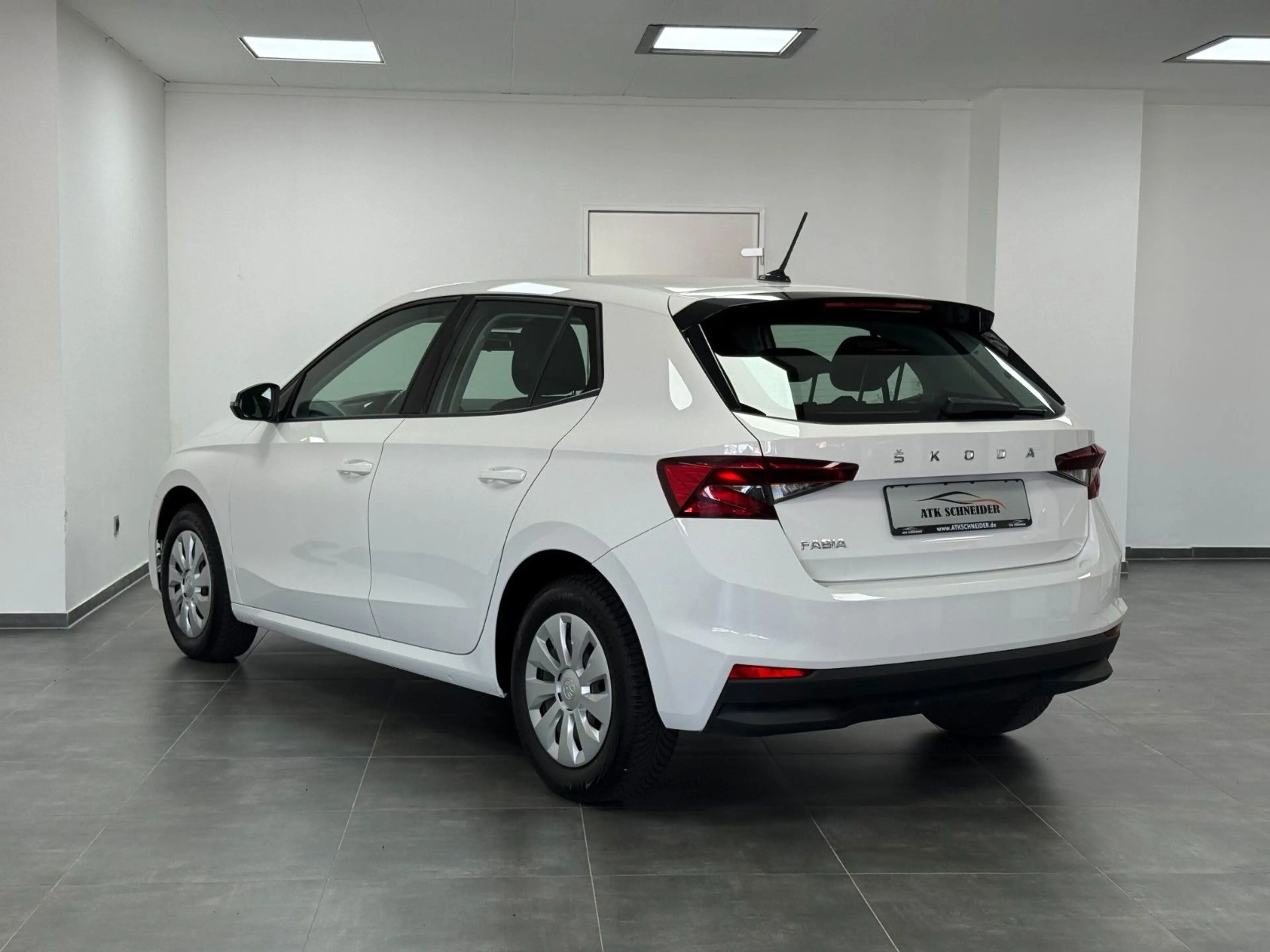 Skoda Fabia Ambition — photo 5