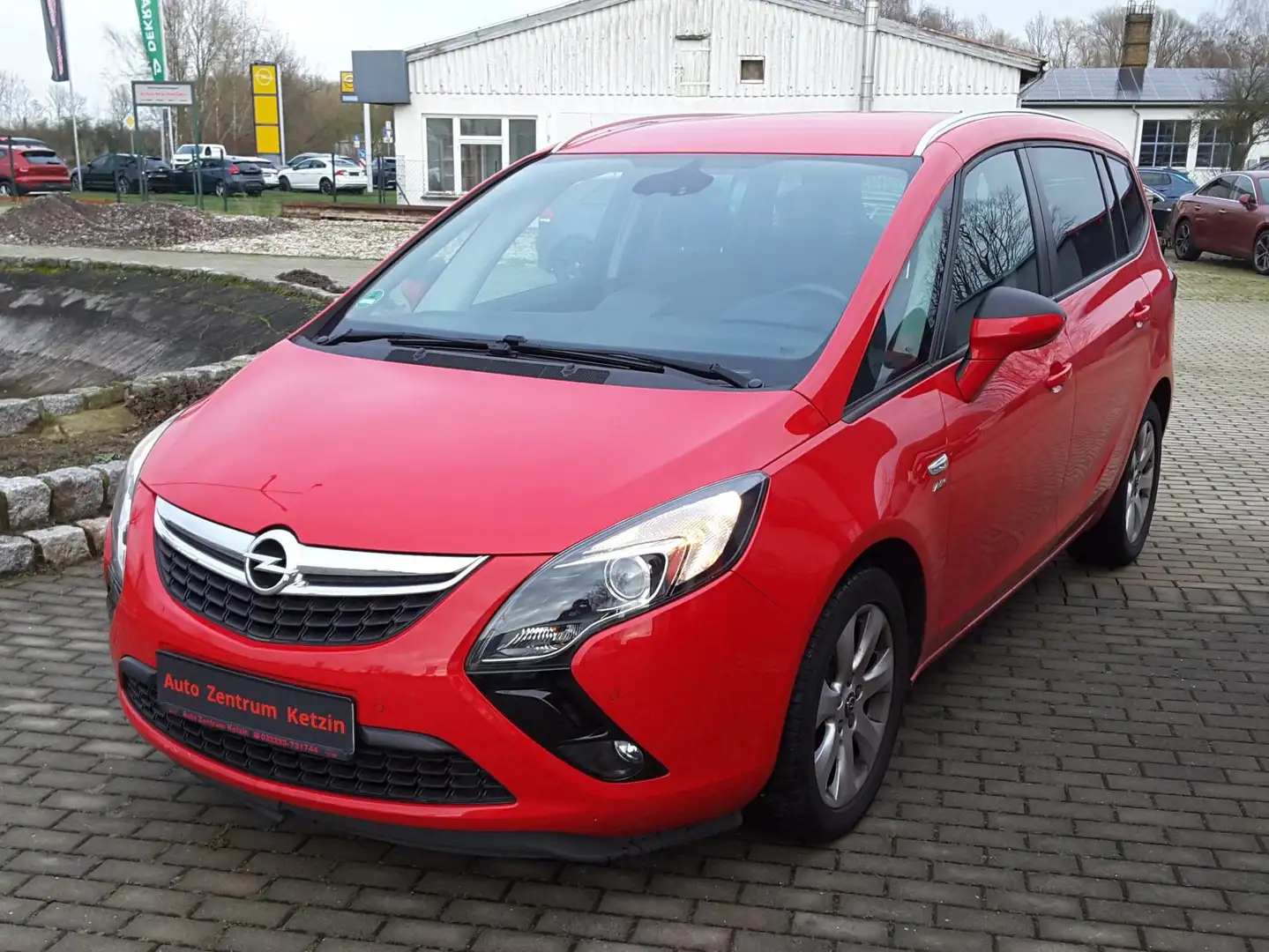 Opel Zafira Active Rot - 1