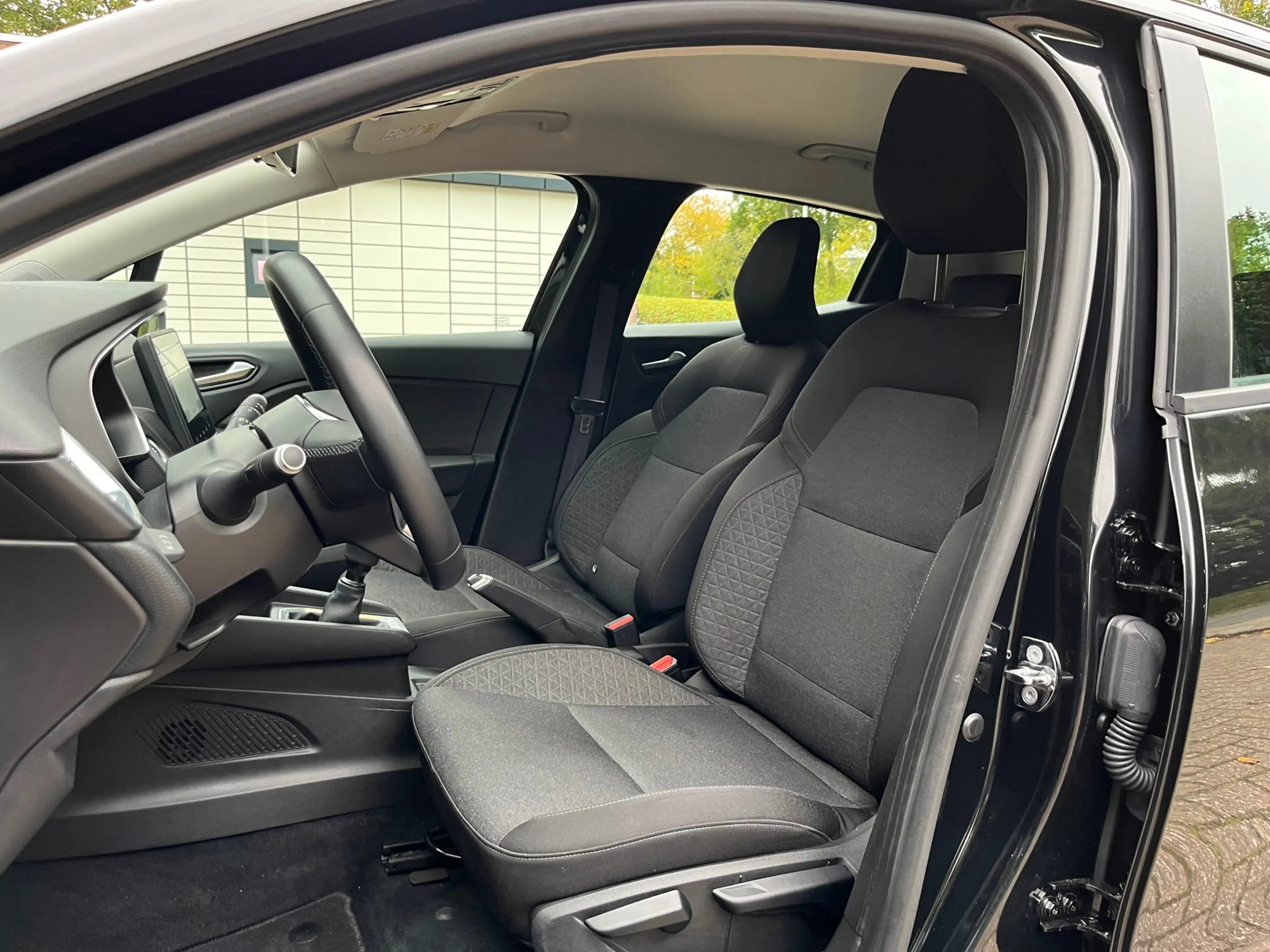 Renault Clio 1.0 TCe Zen, Carplay, Key-less, Cruise, PDC, Line- — photo 10