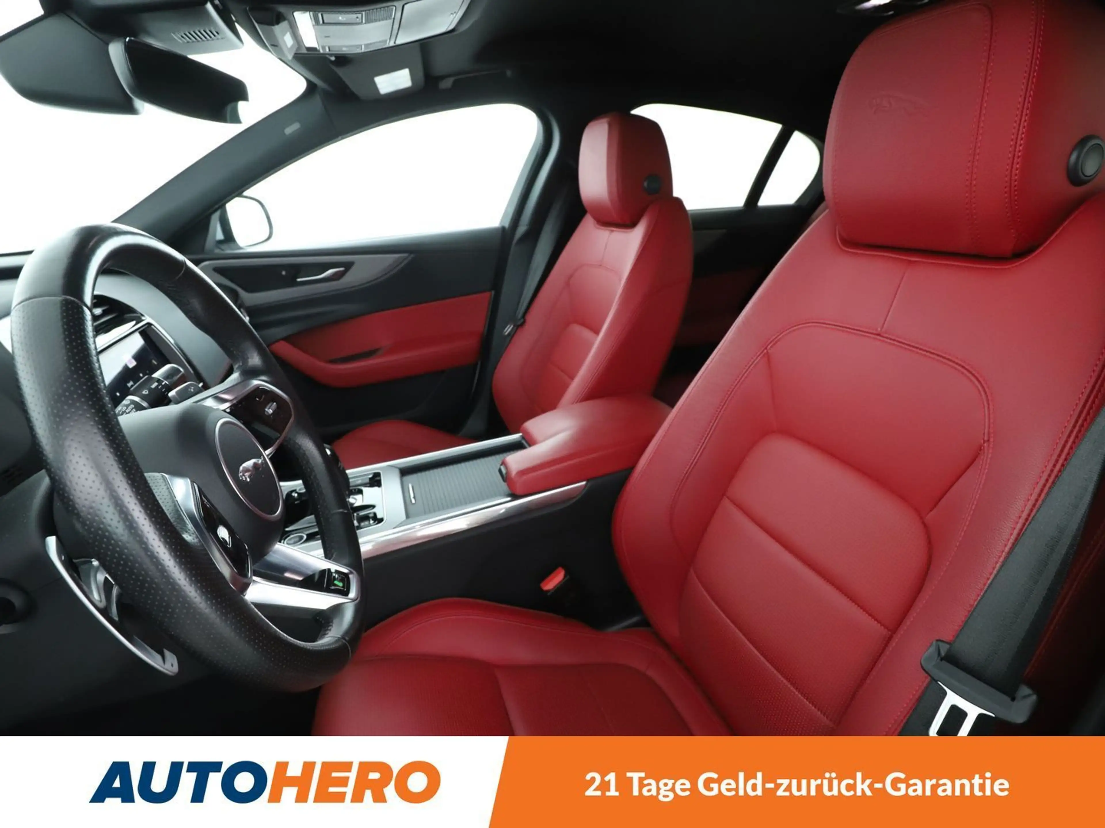 Jaguar XE 25t R-Dynamic SE Aut.*LED*CAM*PDC*SHZ*KLIMA* — photo 10