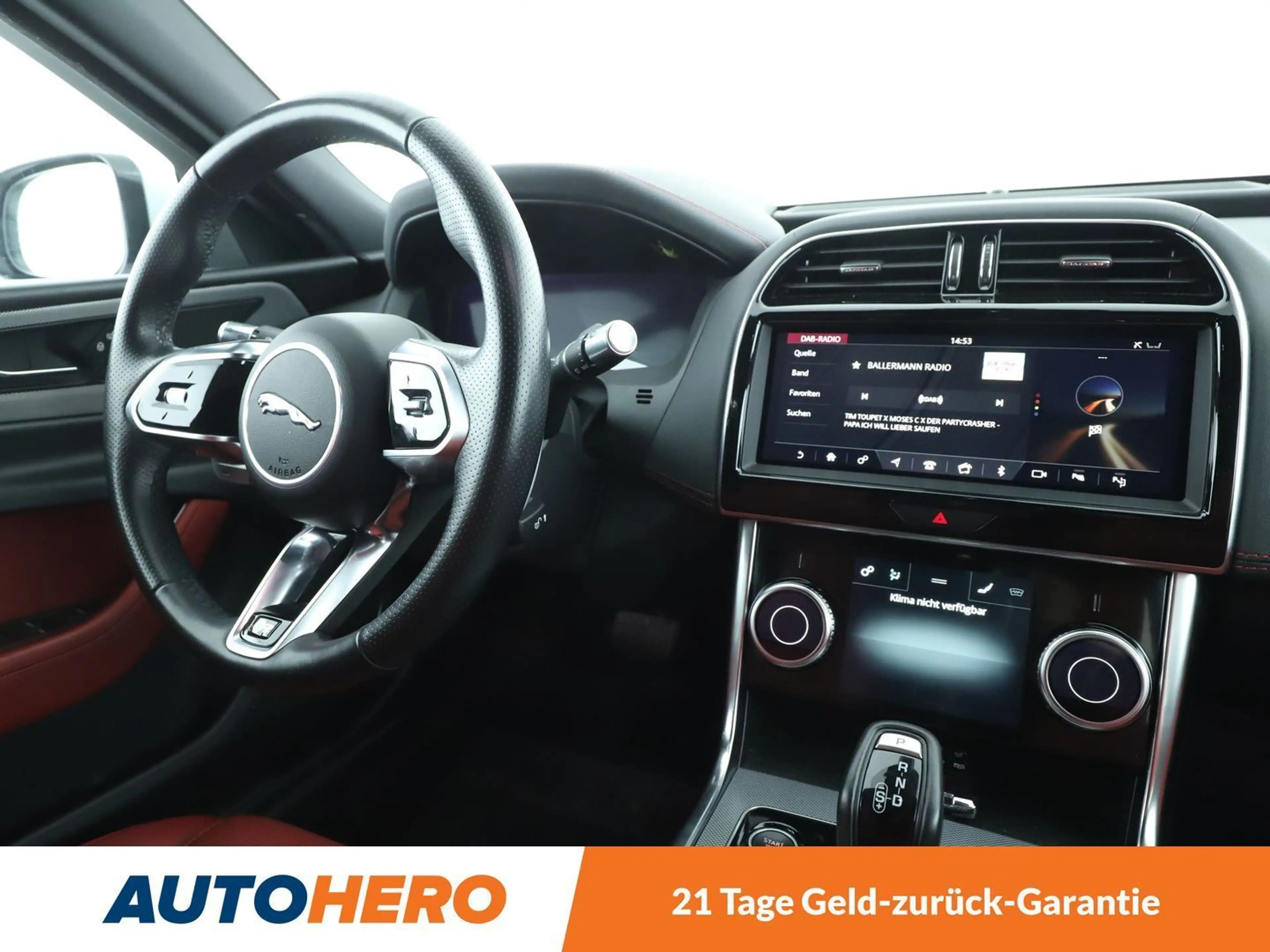Jaguar XE 25t R-Dynamic SE Aut.*LED*CAM*PDC*SHZ*KLIMA* — photo 13