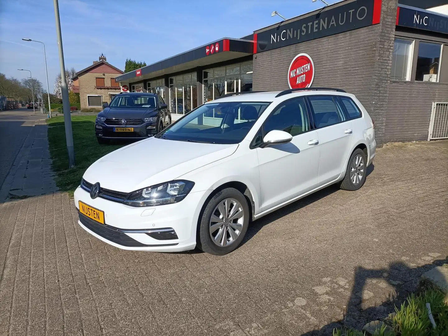Volkswagen Golf Variant 1.0 TSI Navi, Ad Cruise, Climate, Camera, PDC Wit - 1