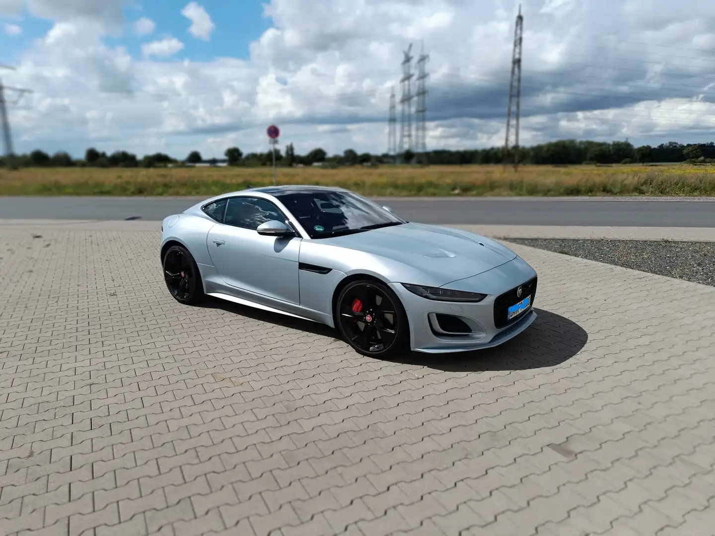 Jaguar F-Type F-Type Coupe P450 Aut. R-Dynamic Stříbrná - 1