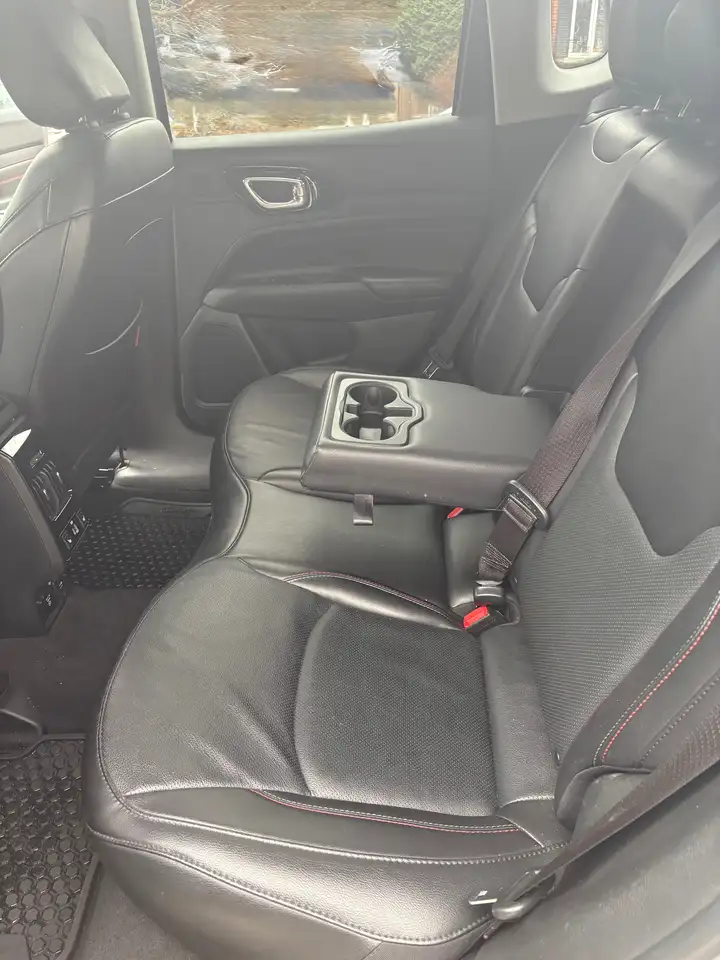 Jeep Compass снимка Jeep Compass