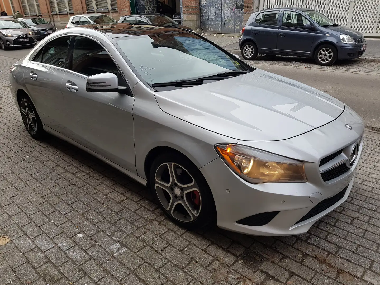 Mercedes-Benz CLA 250 4-Matic Sport . Export Out Of Europe Zilver - 1