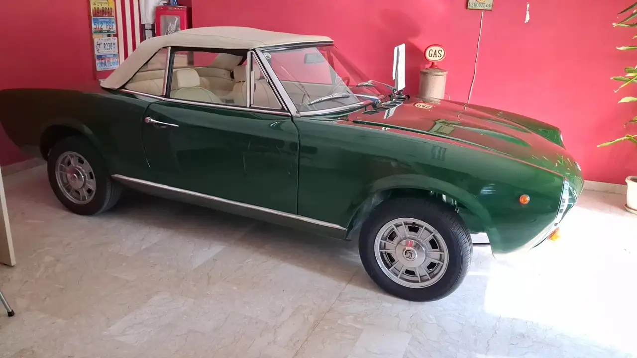 Fiat Spider Europa CS1 / 1800, foto 3