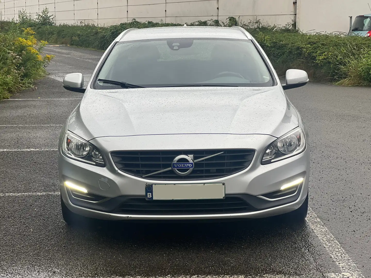 Volvo V60 2.0 D3 Kinetic Geartronic / Zilver - 2