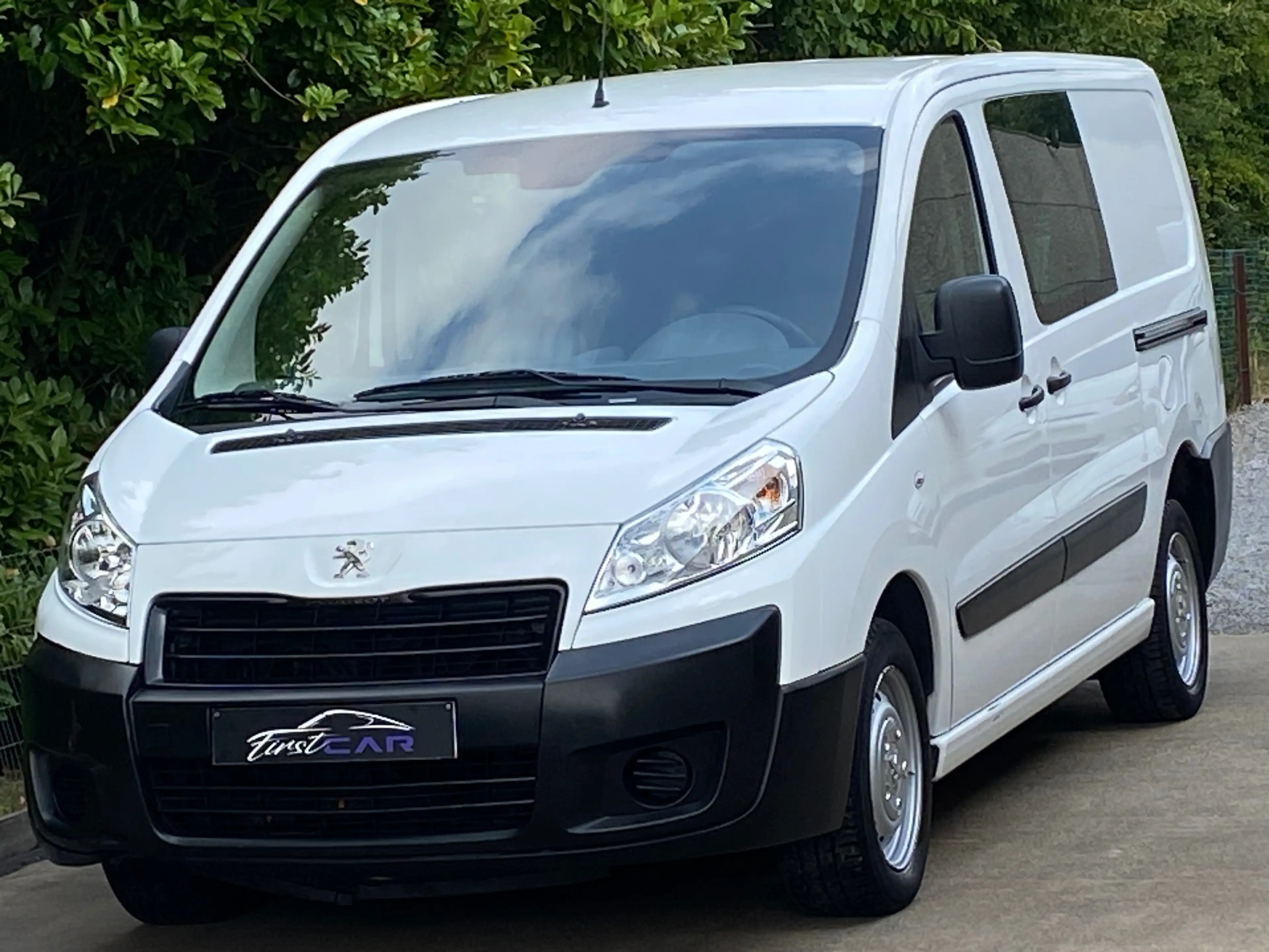 Peugeot Expert 2.0 HDi FACE LIFT / 6 places /AIRCO /GARANTIE !!!