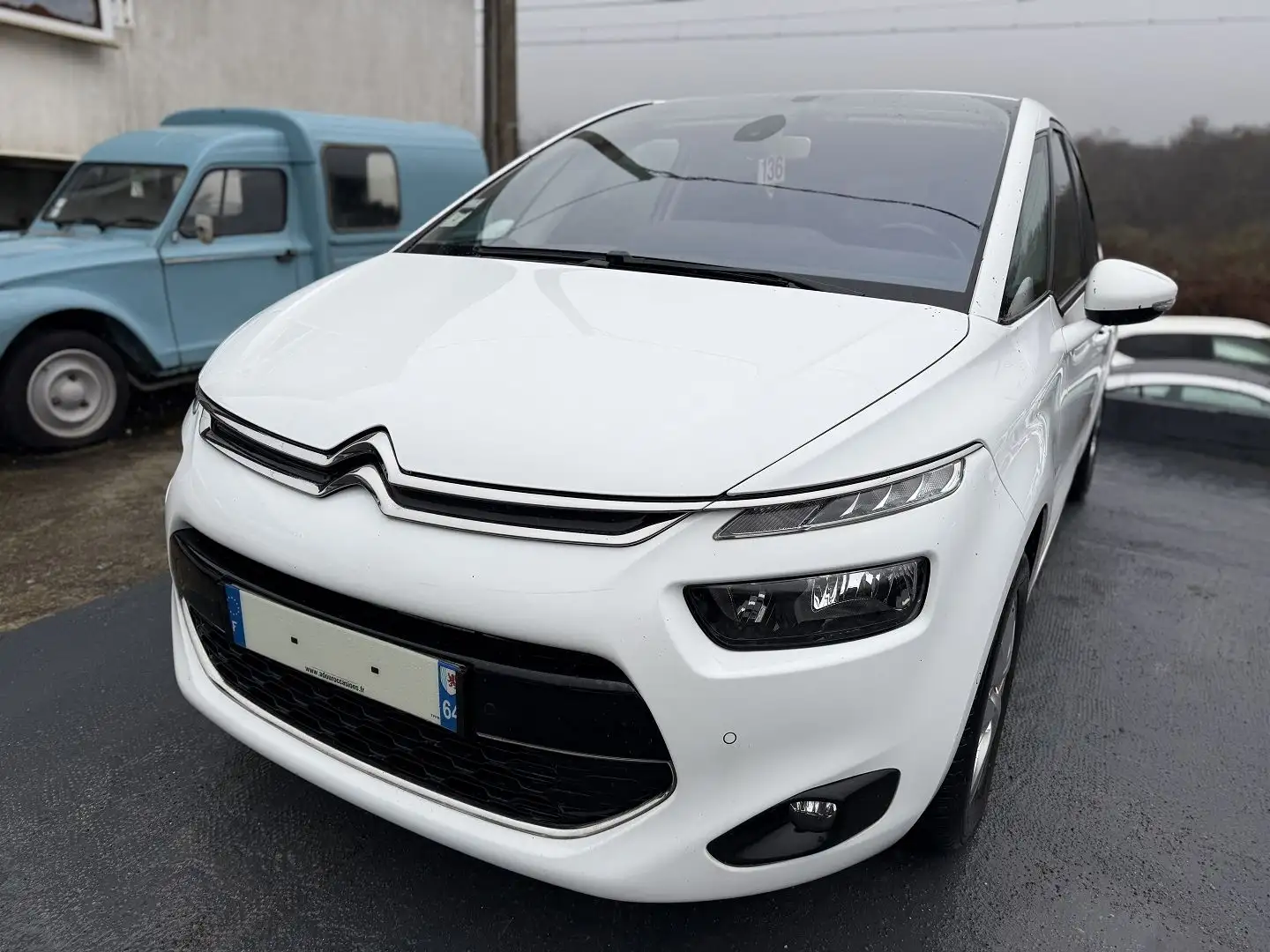 Citroen C4 Picasso BLUEHDI 120CH ATTRACTION S\u0026S Blanc - 2