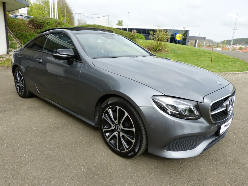 Mercedes-Benz E 220 D Coupe Avantgarde[Panorama/Kamera] — photo 5