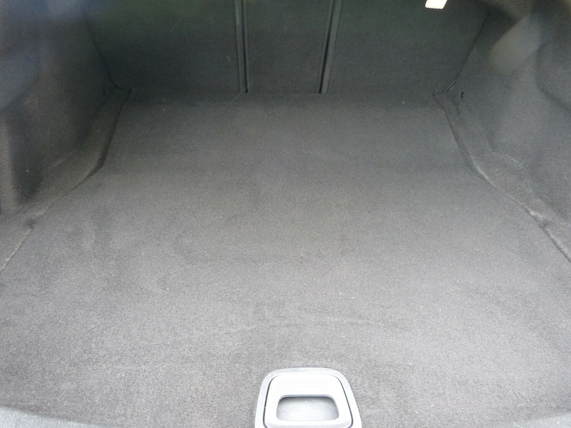 Mercedes-Benz E 220 D Coupe Avantgarde[Panorama/Kamera] — photo 15