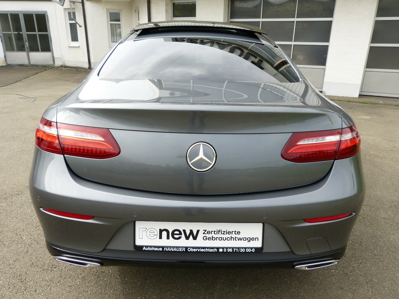 Mercedes-Benz E 220 D Coupe Avantgarde[Panorama/Kamera] — photo 7