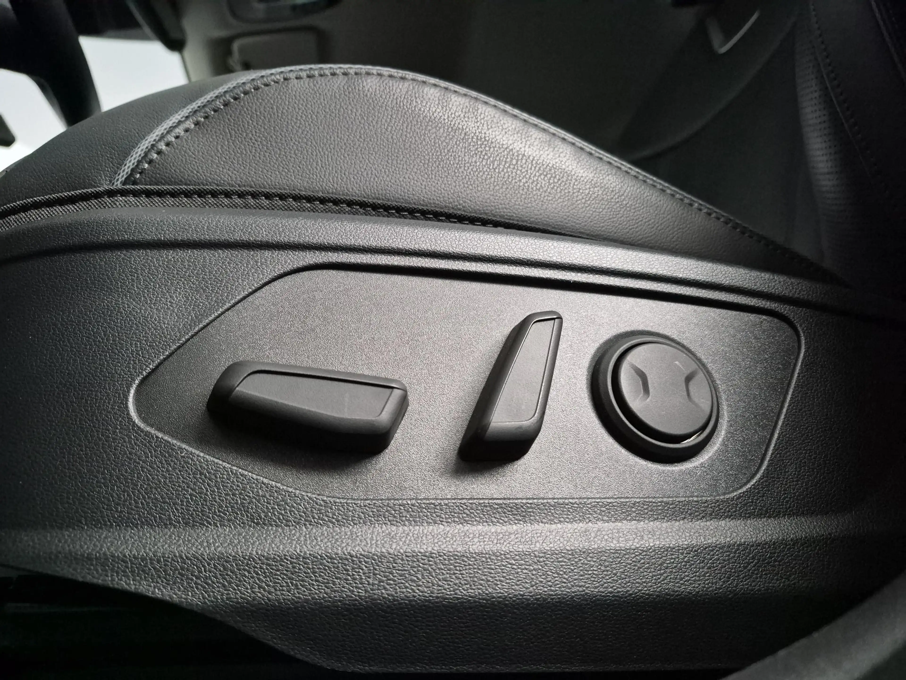 Hyundai TUCSON 1.6 T-GDI PHEV Premium 4WD — photo 17