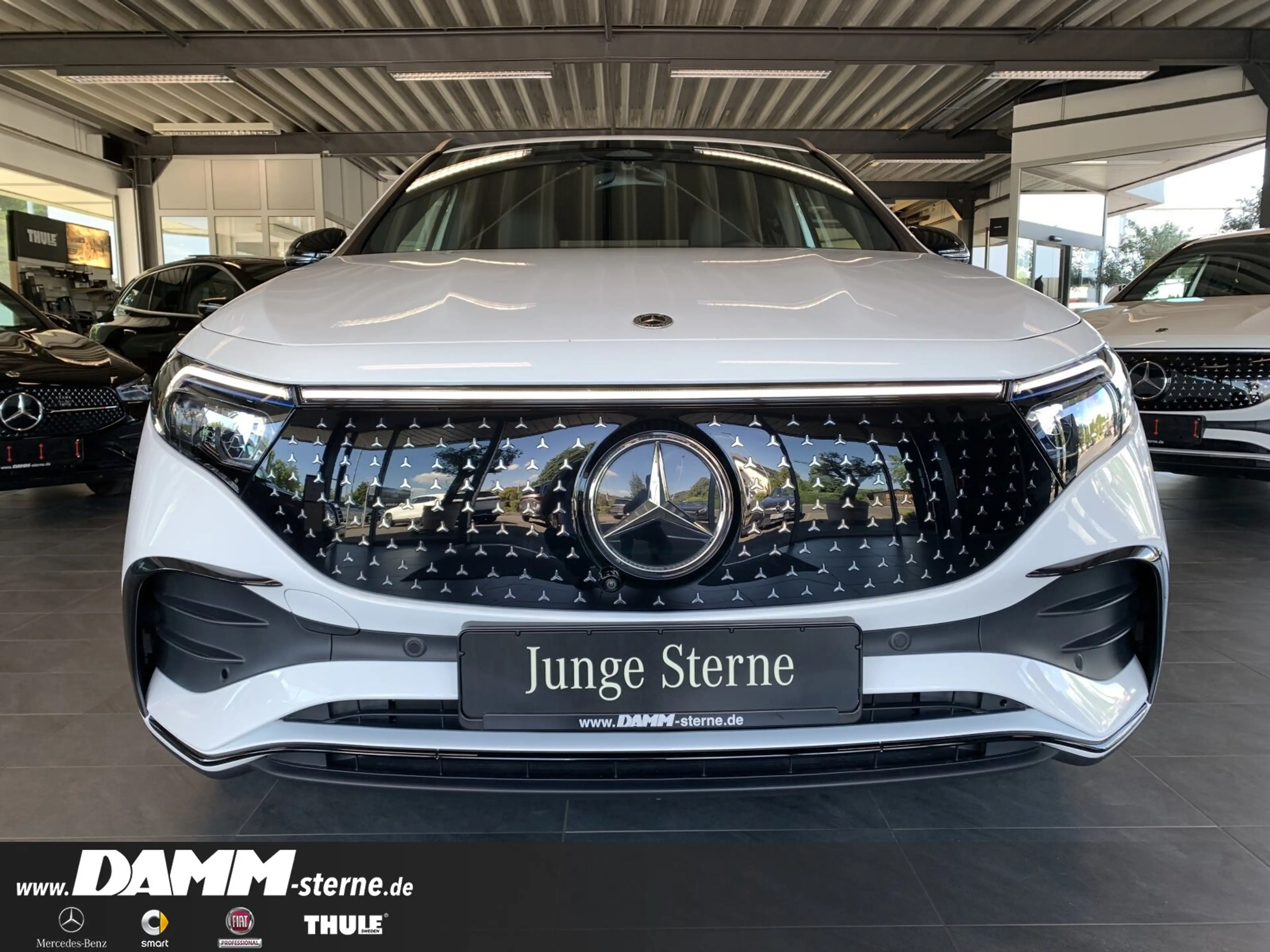 Mercedes-Benz EQA 300 EQA 300 4M AMG Premium/FAP/AHK/HUD/60 M GA +Flex — photo 5