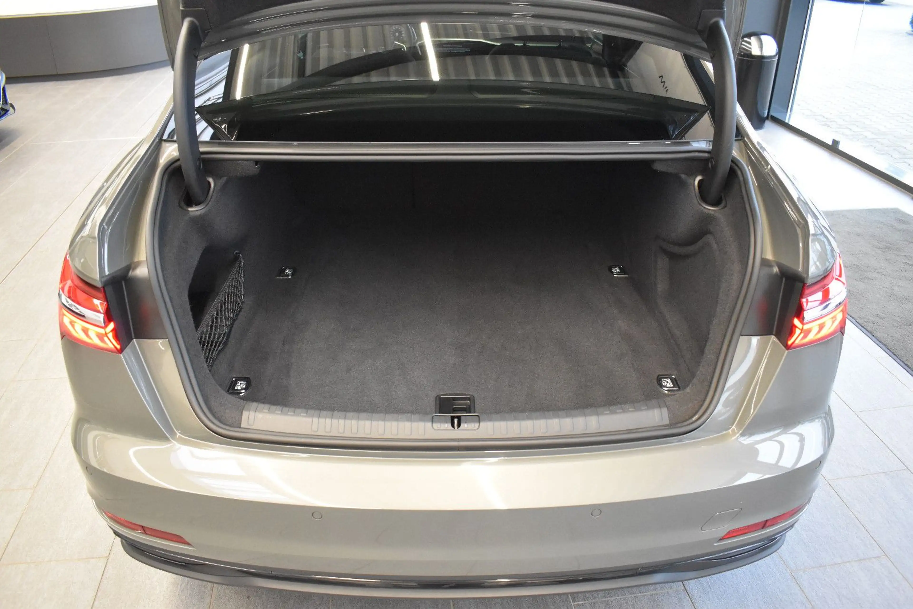 Audi A6 Limo 45TDI quattro tiptr. MatrixHD~20" — photo 12