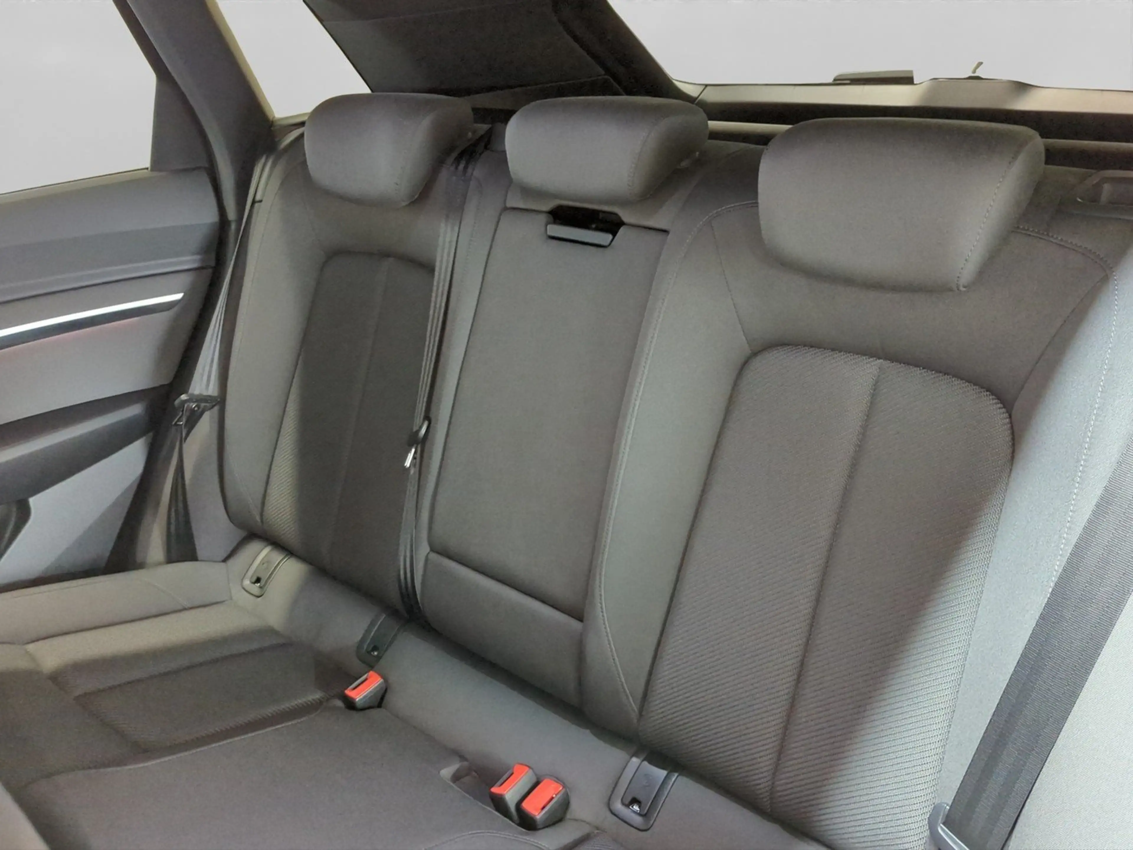 Audi Q8 e-tron Q8 50 e-tron quat advanced MATRIX LUFTFED NAVI — photo 11