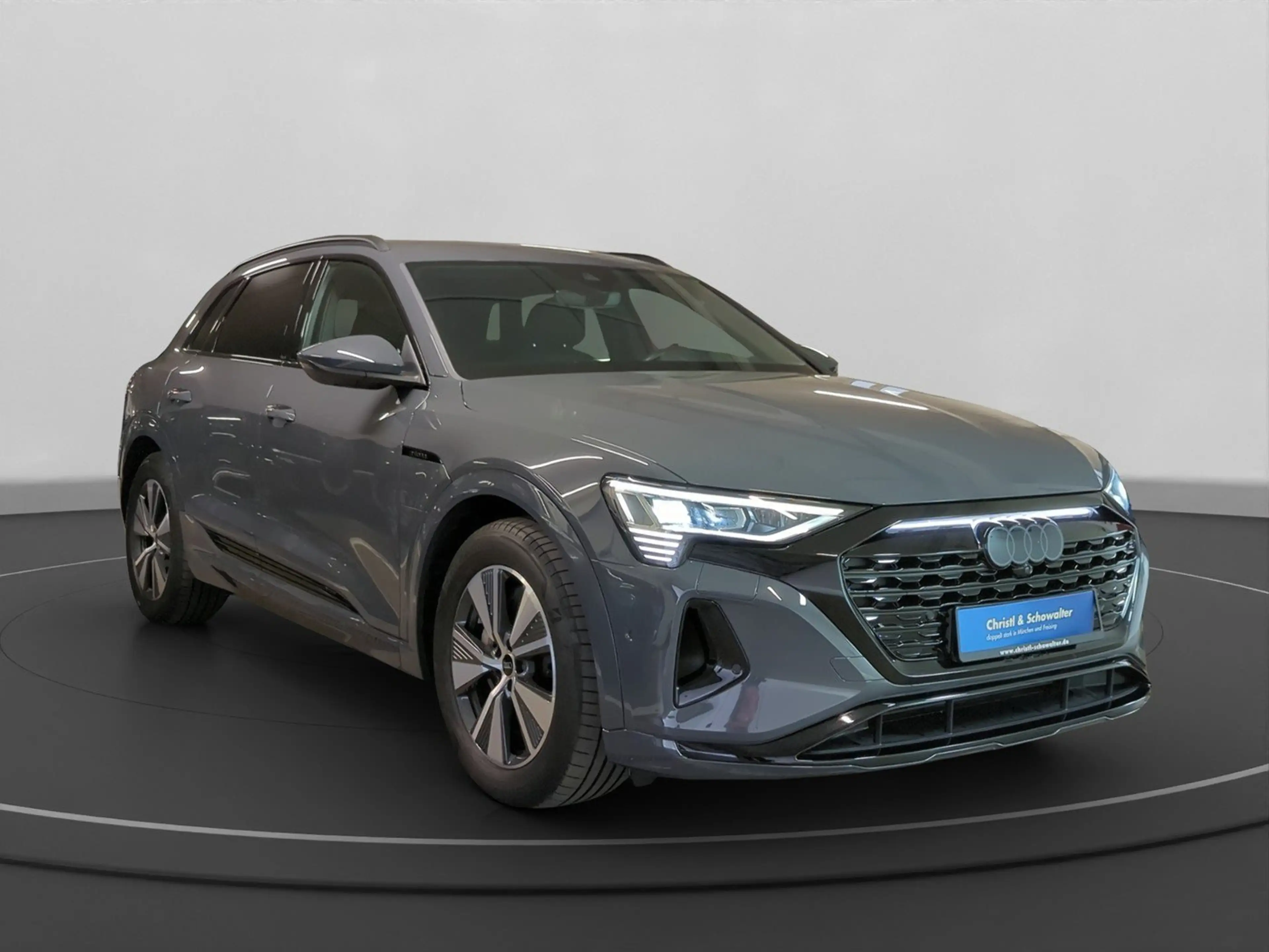 Audi Q8 e-tron Q8 50 e-tron quat advanced MATRIX LUFTFED NAVI — photo 6