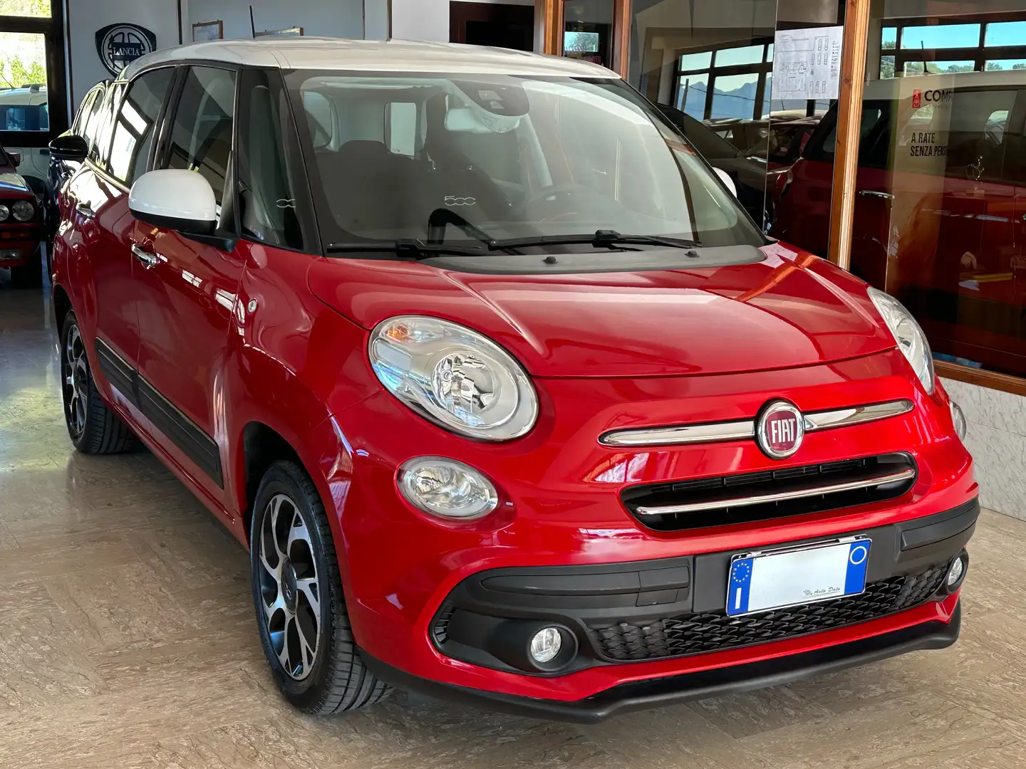Fiat 500L Living 1.6 M.JET 120 cv. BUSINESS (Nav) Rosso - 2
