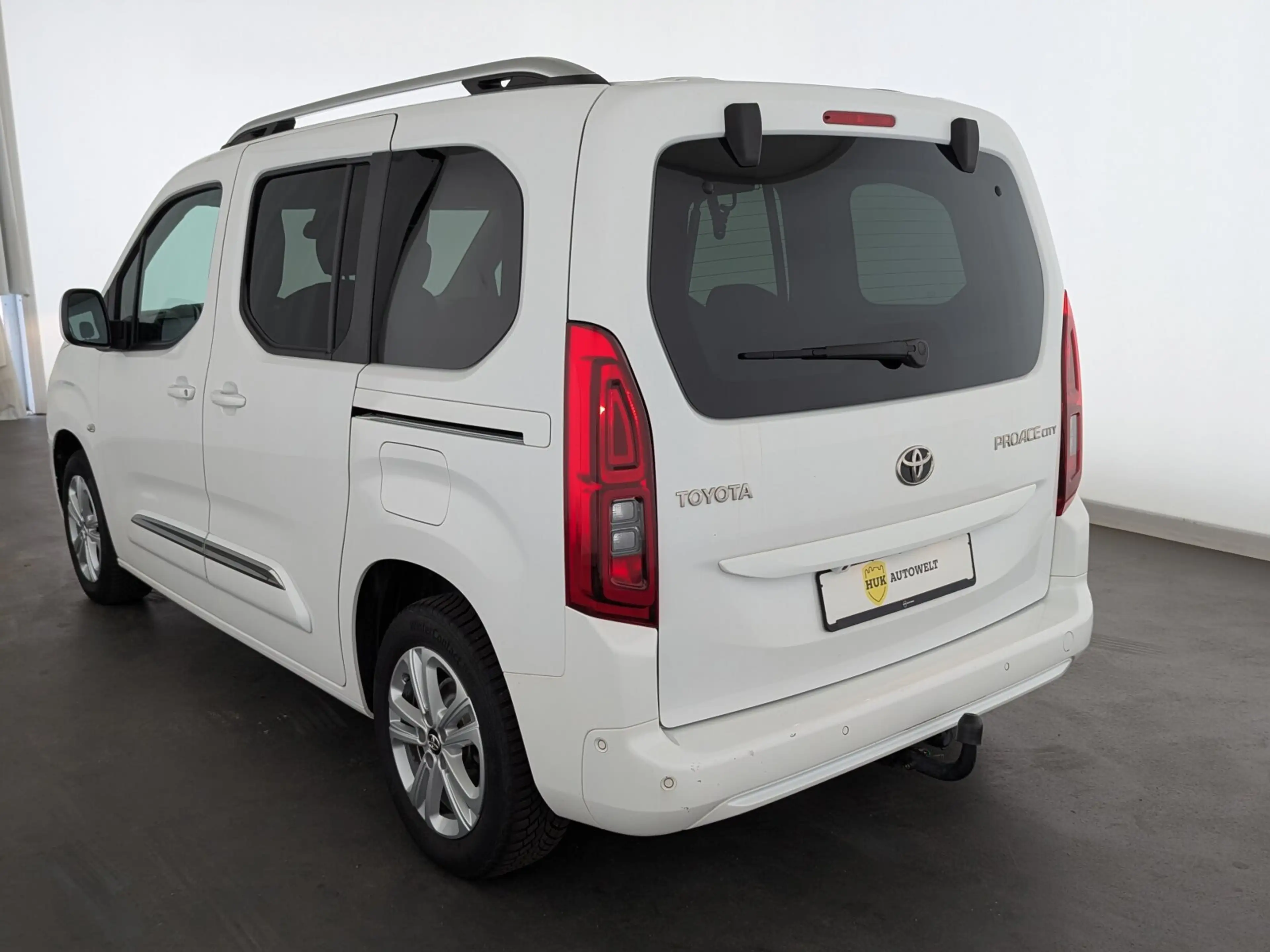 Toyota Proace City Proace City Verso 1.2 L1 Team D NAVI+SHZ+RFK+ — photo 9
