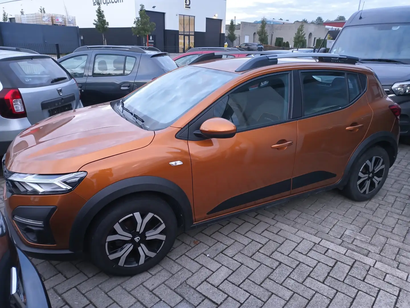 Dacia Sandero Sandero Stepway TCe 90 Essential Or - 1