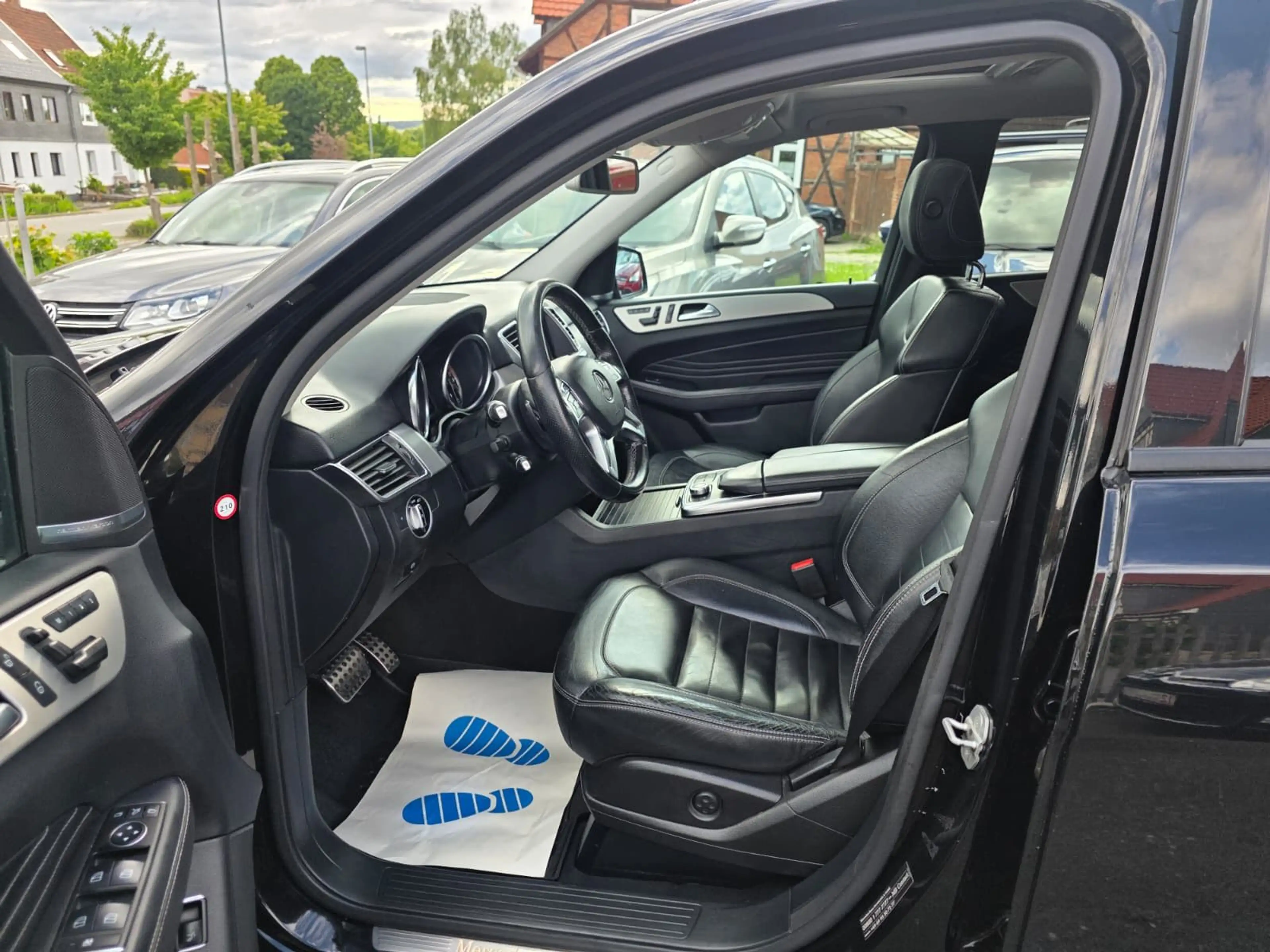 Mercedes-Benz ML 350 CDI BlueTec 4MATIC EURO6 R-KAMERA — photo 15