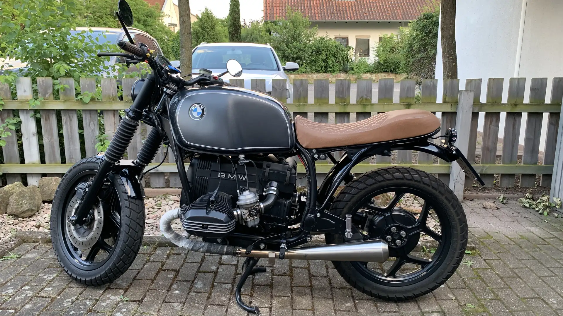 BMW R 80 RT Naked Bike / Scrambler-Umbau Silber - 1