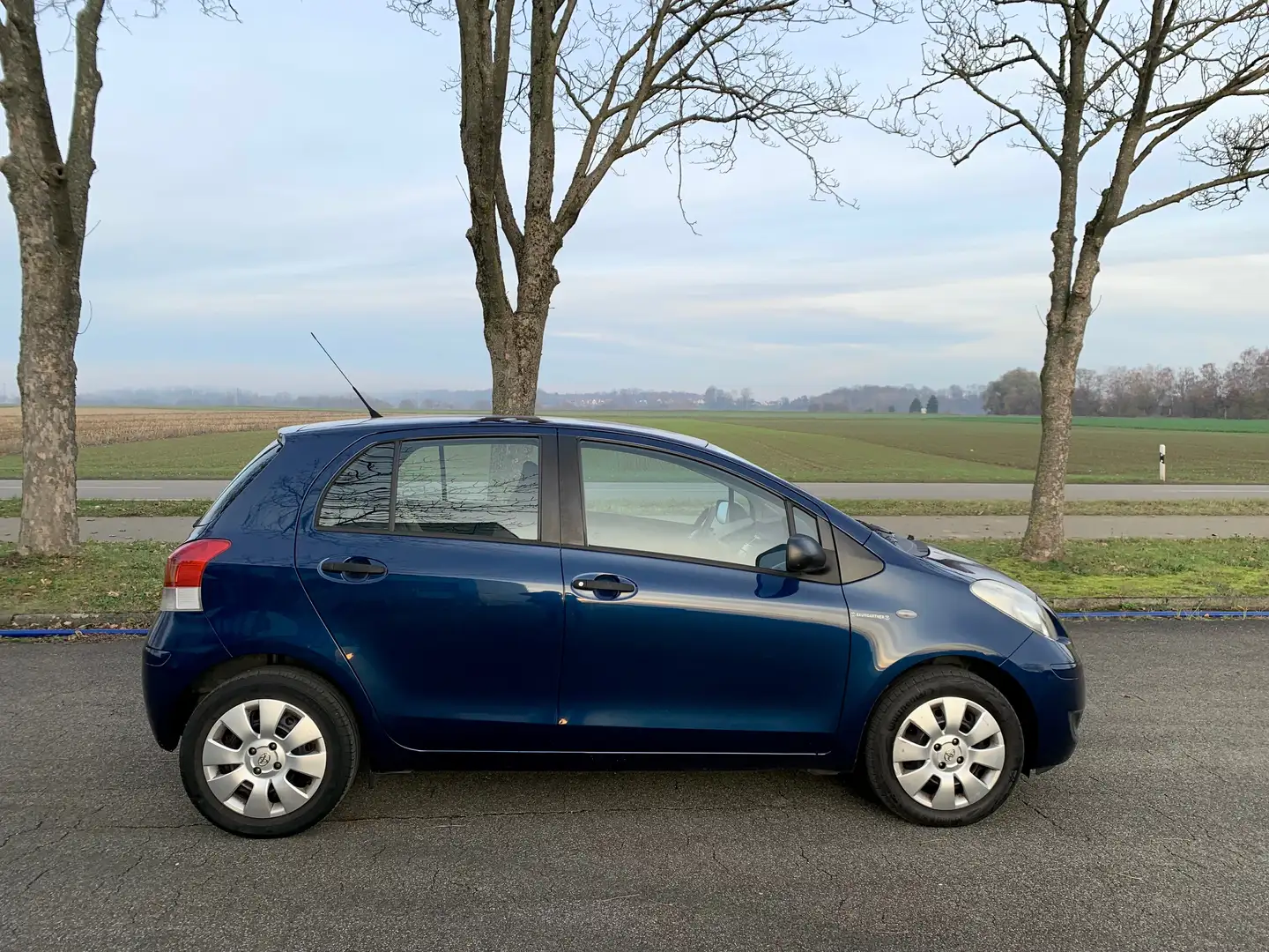 Toyota Yaris 1.33 VVT-i Cool  1Hand Getriebe Problem Bleu - 2