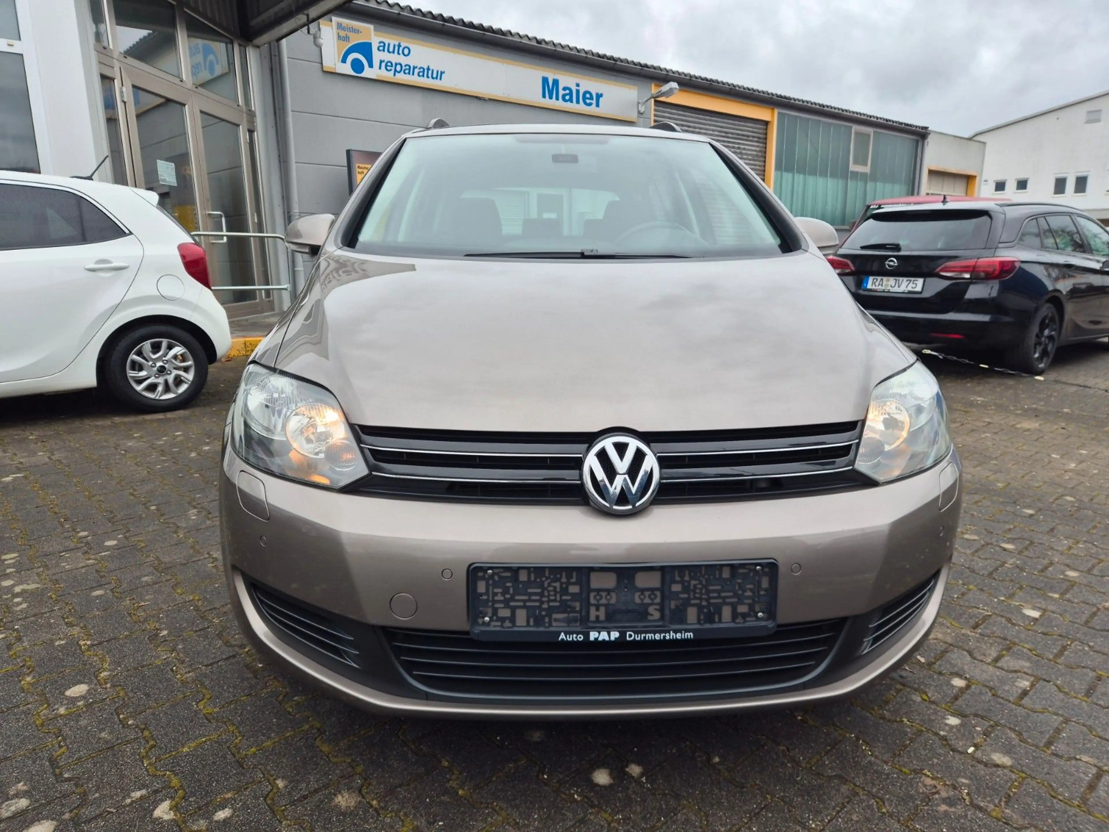Volkswagen Golf Plus TDI 105KM 1Hd PDC SHZ AHK Zahnriemen N — photo 2