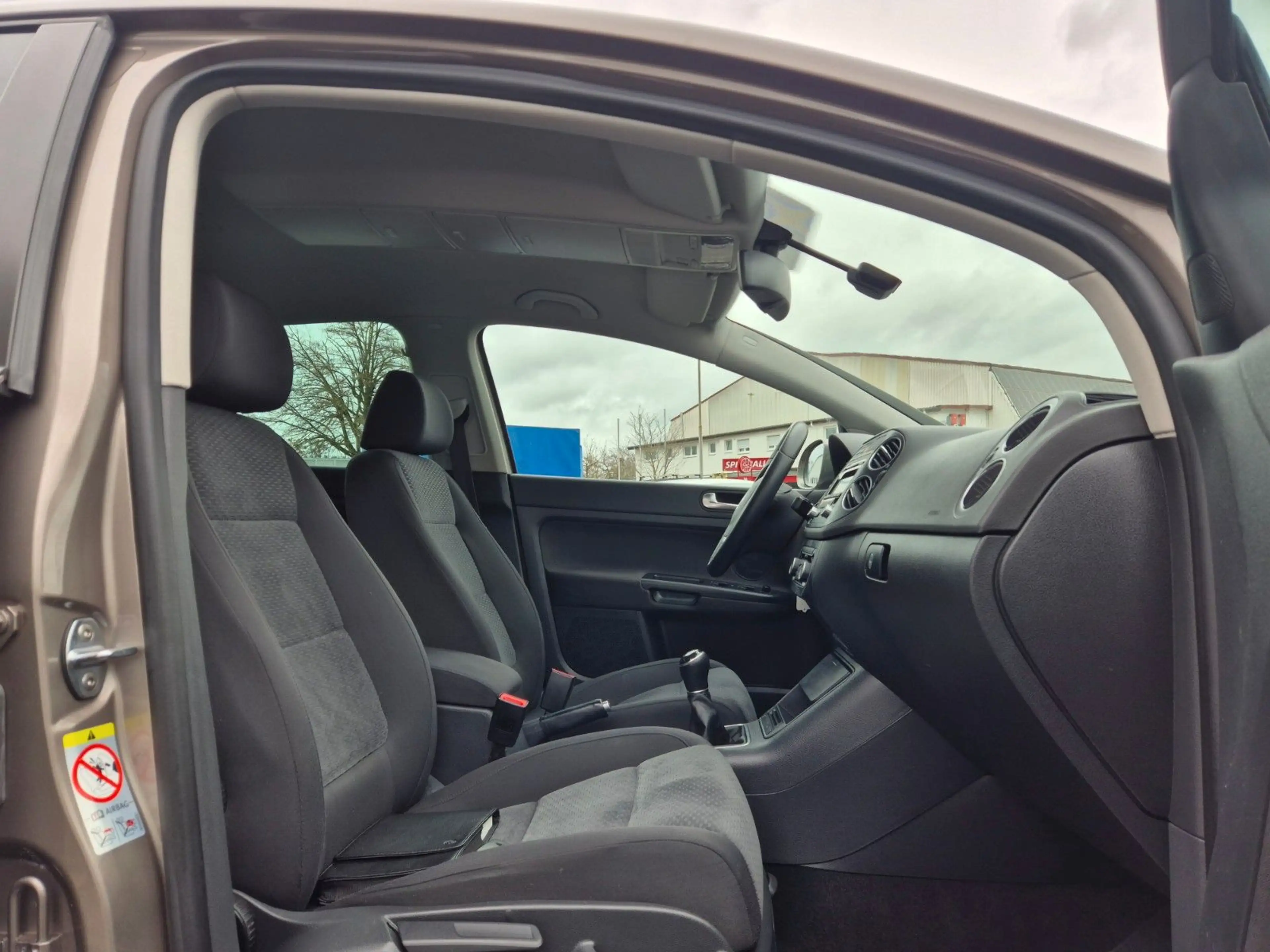 Volkswagen Golf Plus TDI 105KM 1Hd PDC SHZ AHK Zahnriemen N — photo 13