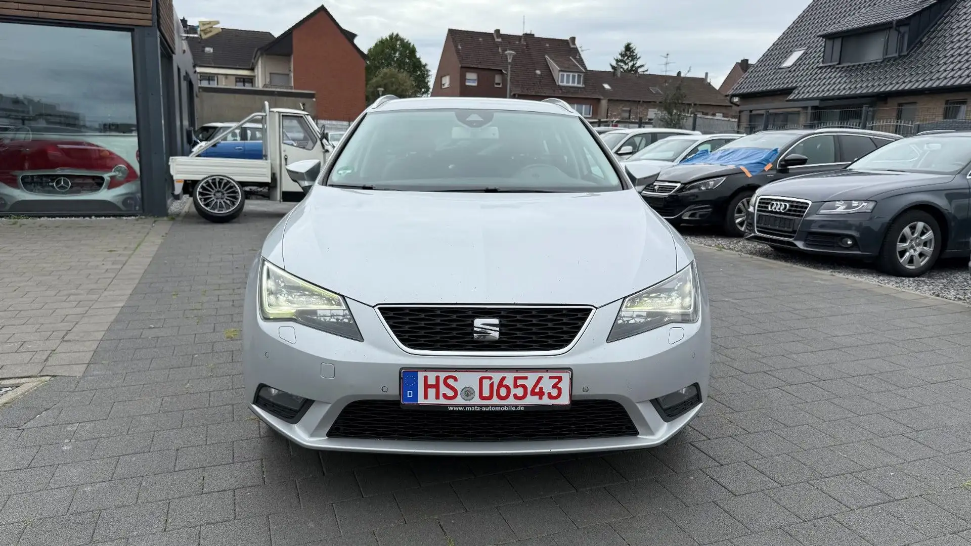 SEAT Leon ST Style LED Scheinwerfer Silber - 2
