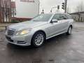 Mercedes-Benz E 220 TEMPOMAT*KLIMAAUTOMATIK*SHZ*ISOFIX*TÜV*04/2027 Gris - thumbnail 1