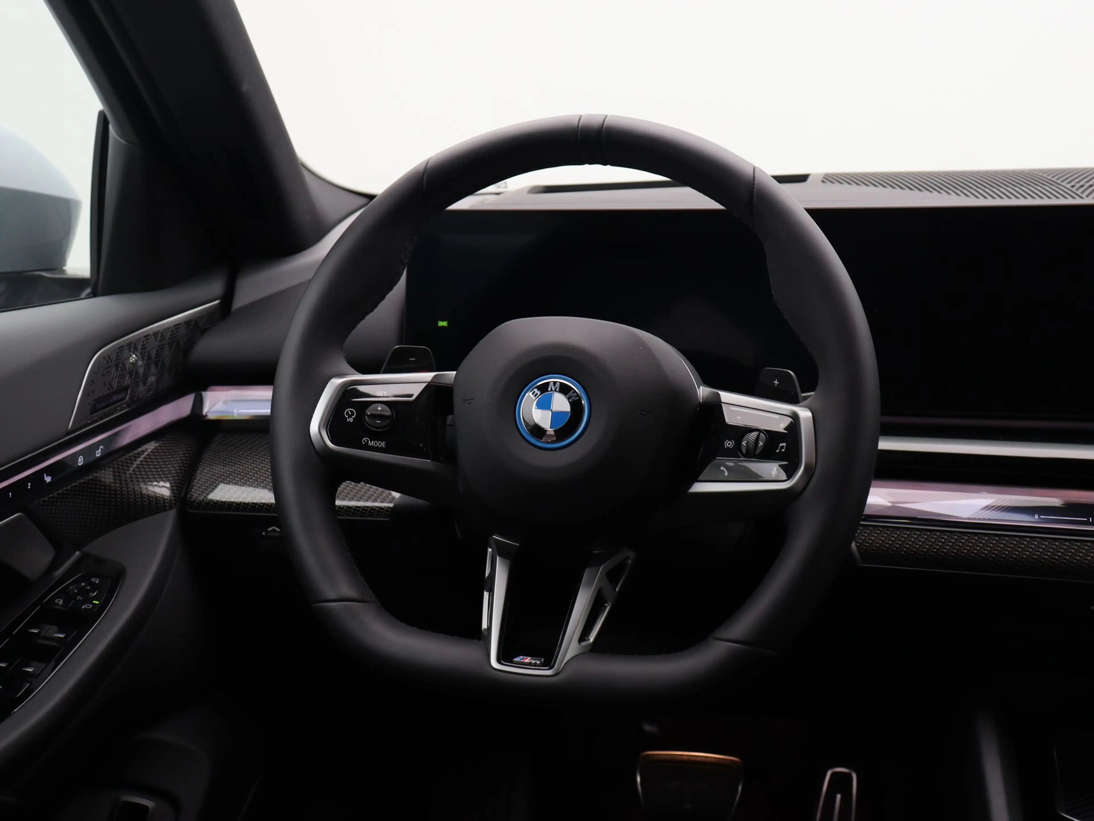 BMW 550 5 Serie 550e Touring xDrive M Sport Pro — photo 2