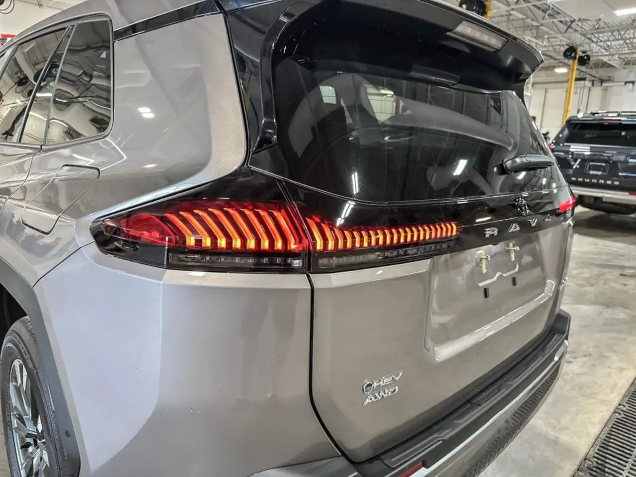 Toyota RAV 4 снимка Toyota RAV 4