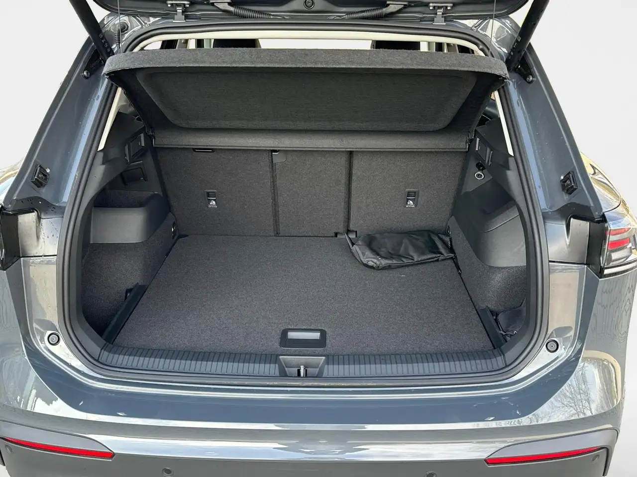 Volkswagen Tiguan Prime (Life+) AHK+LED+ACC+KAMERA+el.HECKKL.+SHZ... 11