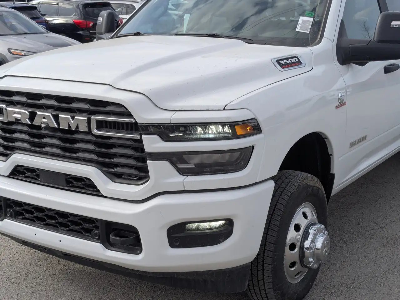 RAM 3500 снимка RAM 3500