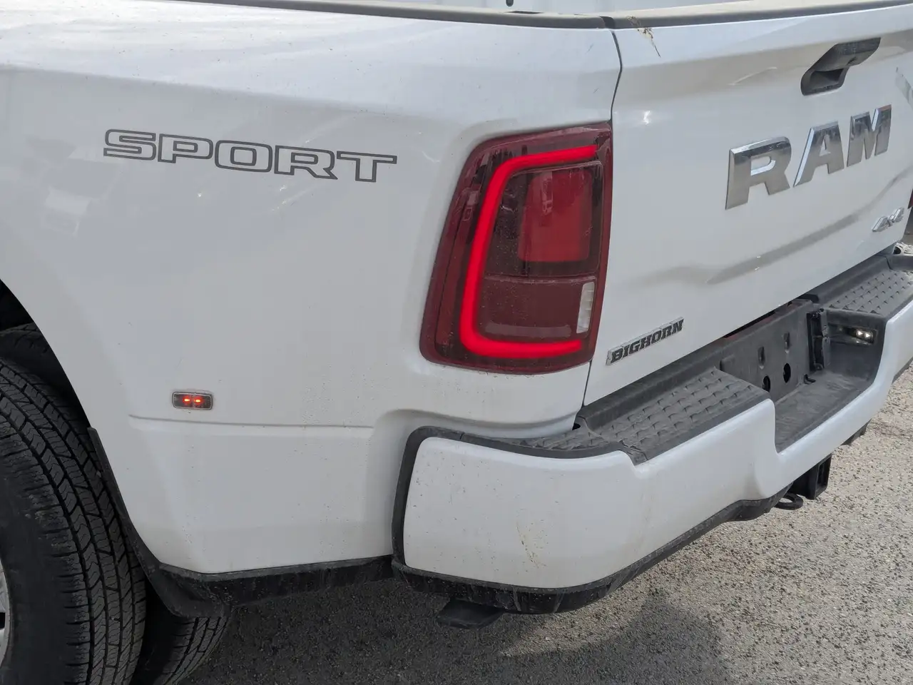 RAM 3500 снимка RAM 3500