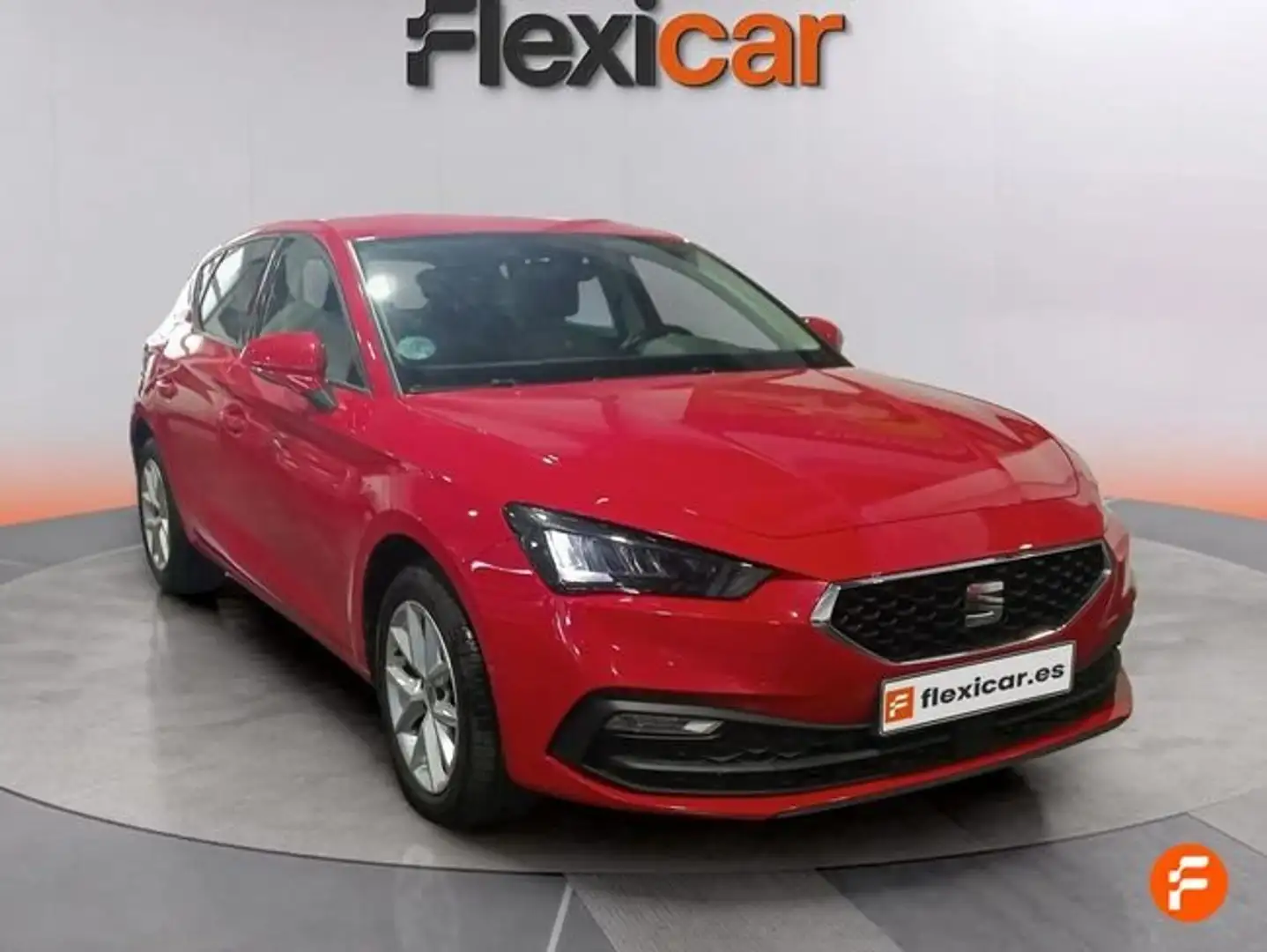 SEAT Leon 1.0 eTSI 81kW DSG-7 S&S Style XL Rojo - 2
