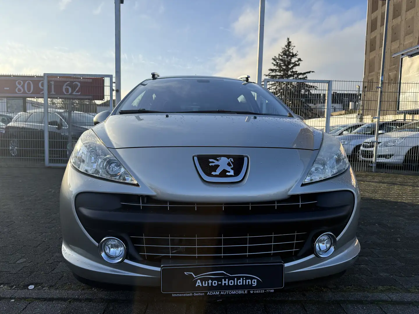 Peugeot 207 SW 120 VTi Automatik Sport PDC AHK Panoramadach Argent - 2