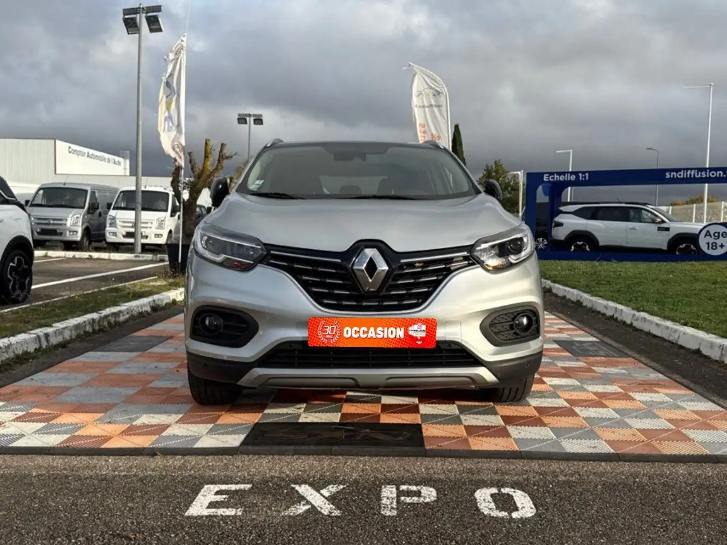 Renault Kadjar 1.3 TCE 140 EDC GRAPHITE Gris - 2