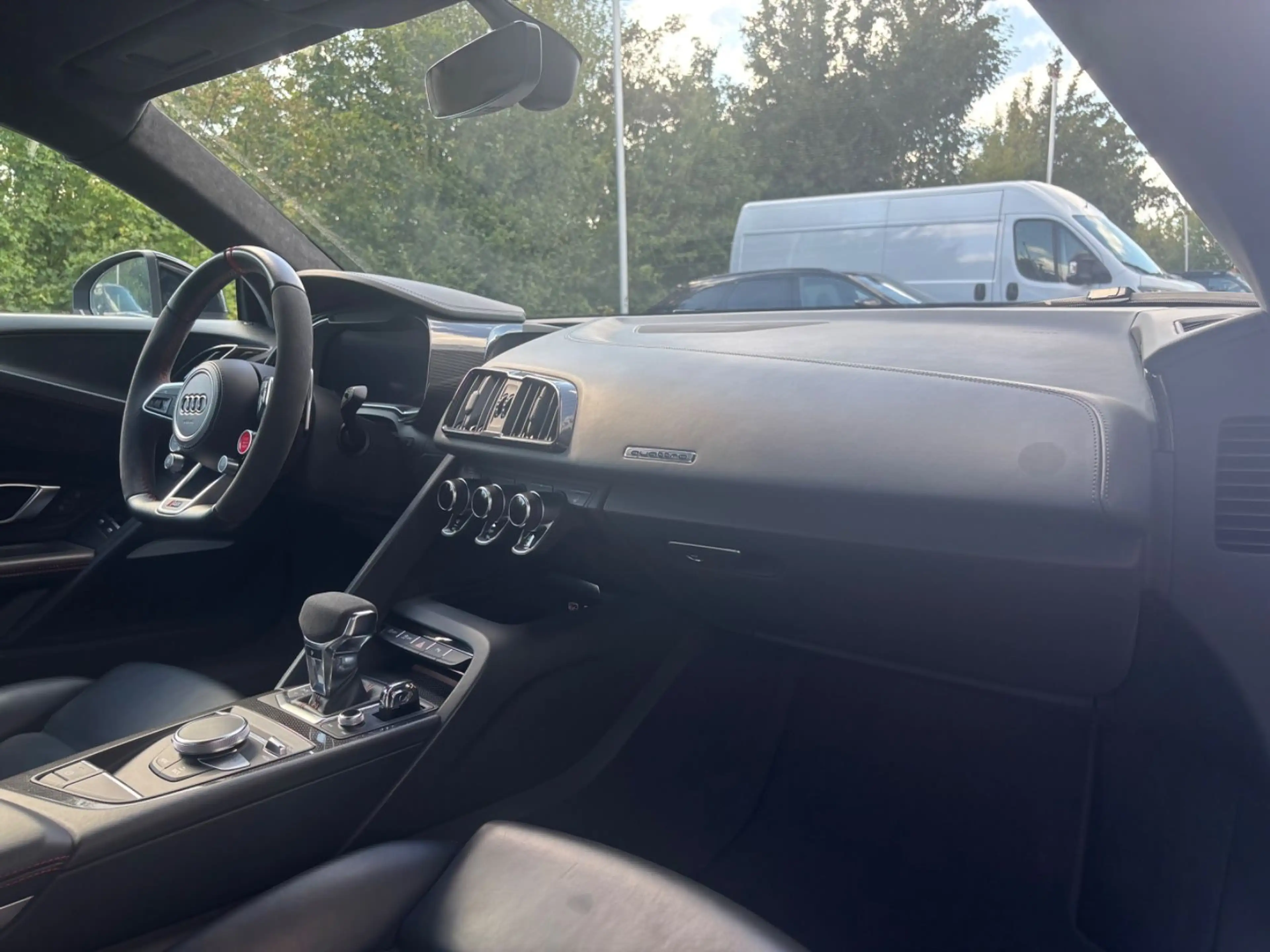 Audi R8 Coupe 5.2 FSI quattro performance MwSt. — photo 7