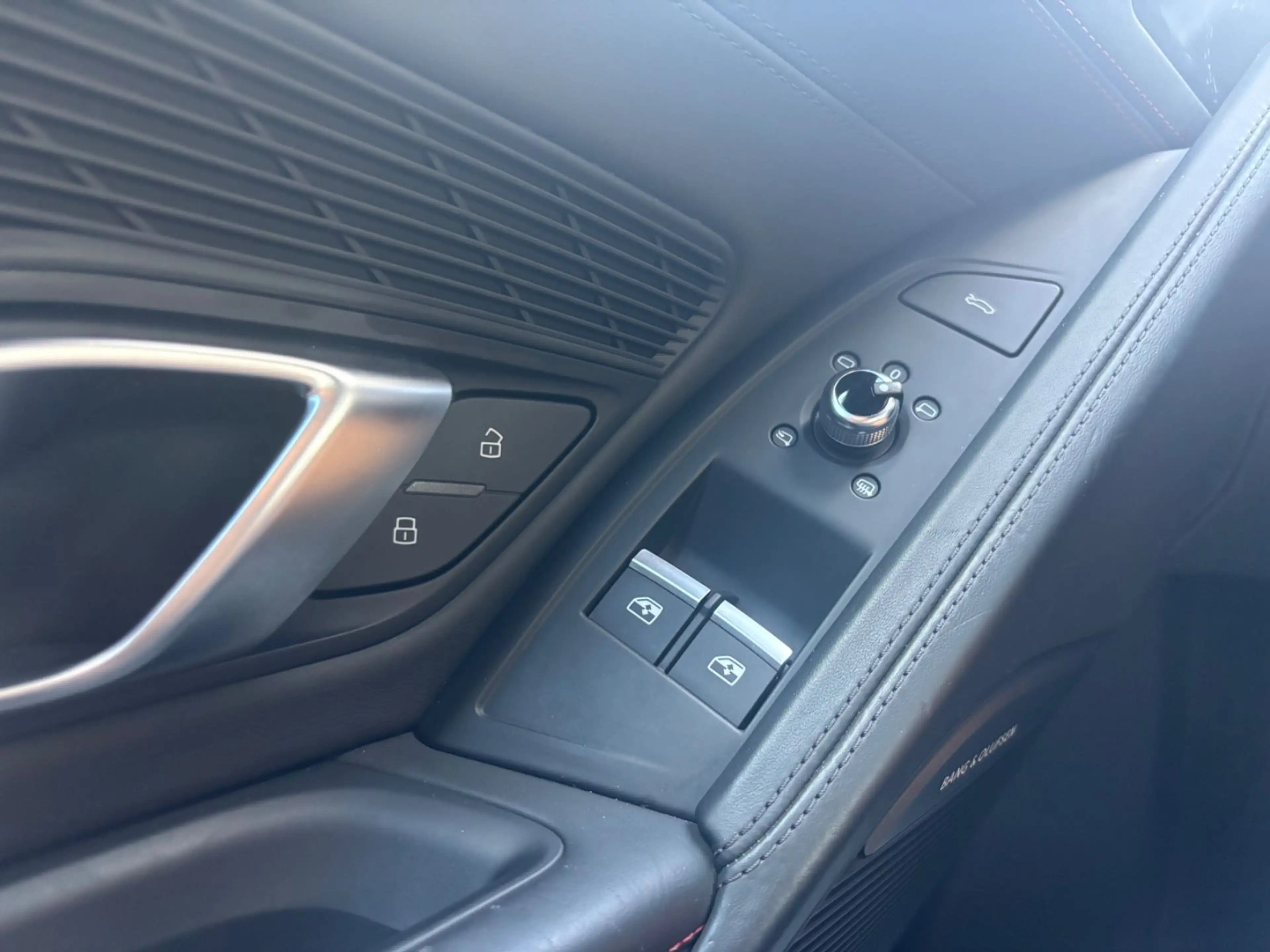 Audi R8 Coupe 5.2 FSI quattro performance MwSt. — photo 17