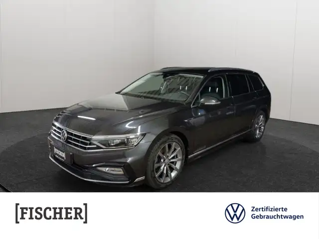 Volkswagen Passat Variant 1.5TSI DSG Elegance R Line LED Matrix Navi AHK