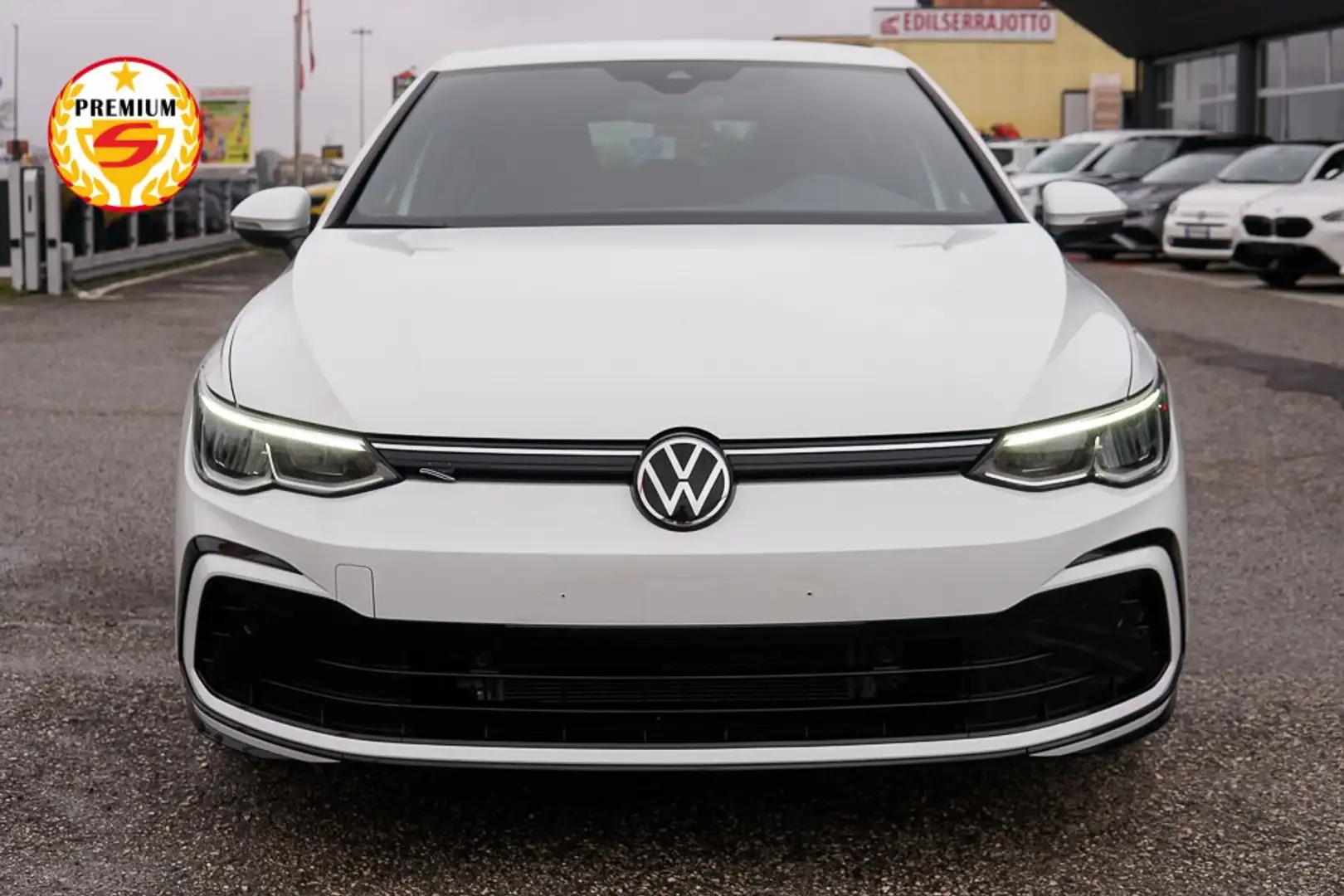 Volkswagen Golf 1.5 130cv tsi R-Line SEDILI SPORTIVI Weiß - 2