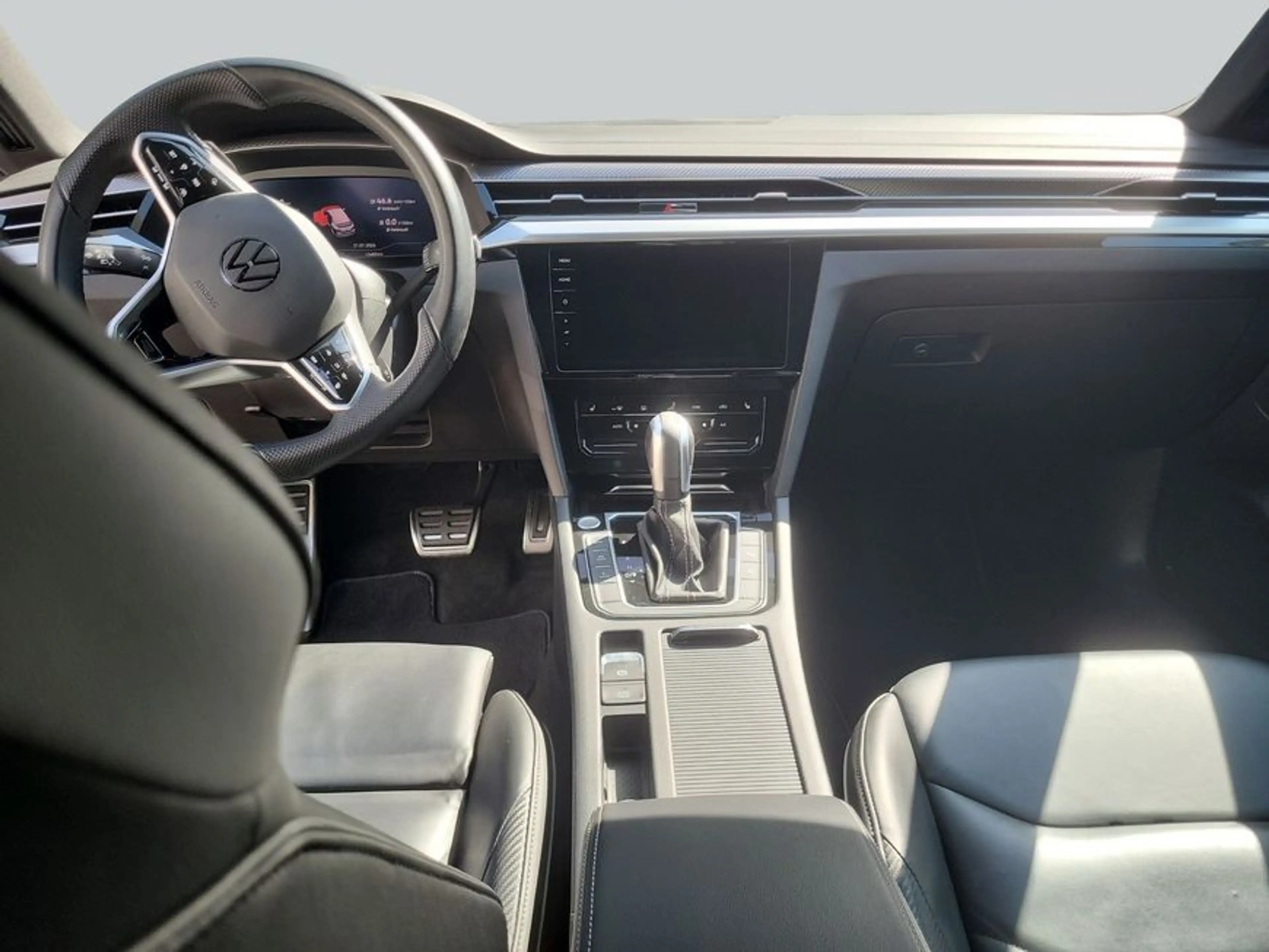 Volkswagen Arteon Shootingbrake 1.4 TSI eHybrid DSG R-Line AH — photo 15