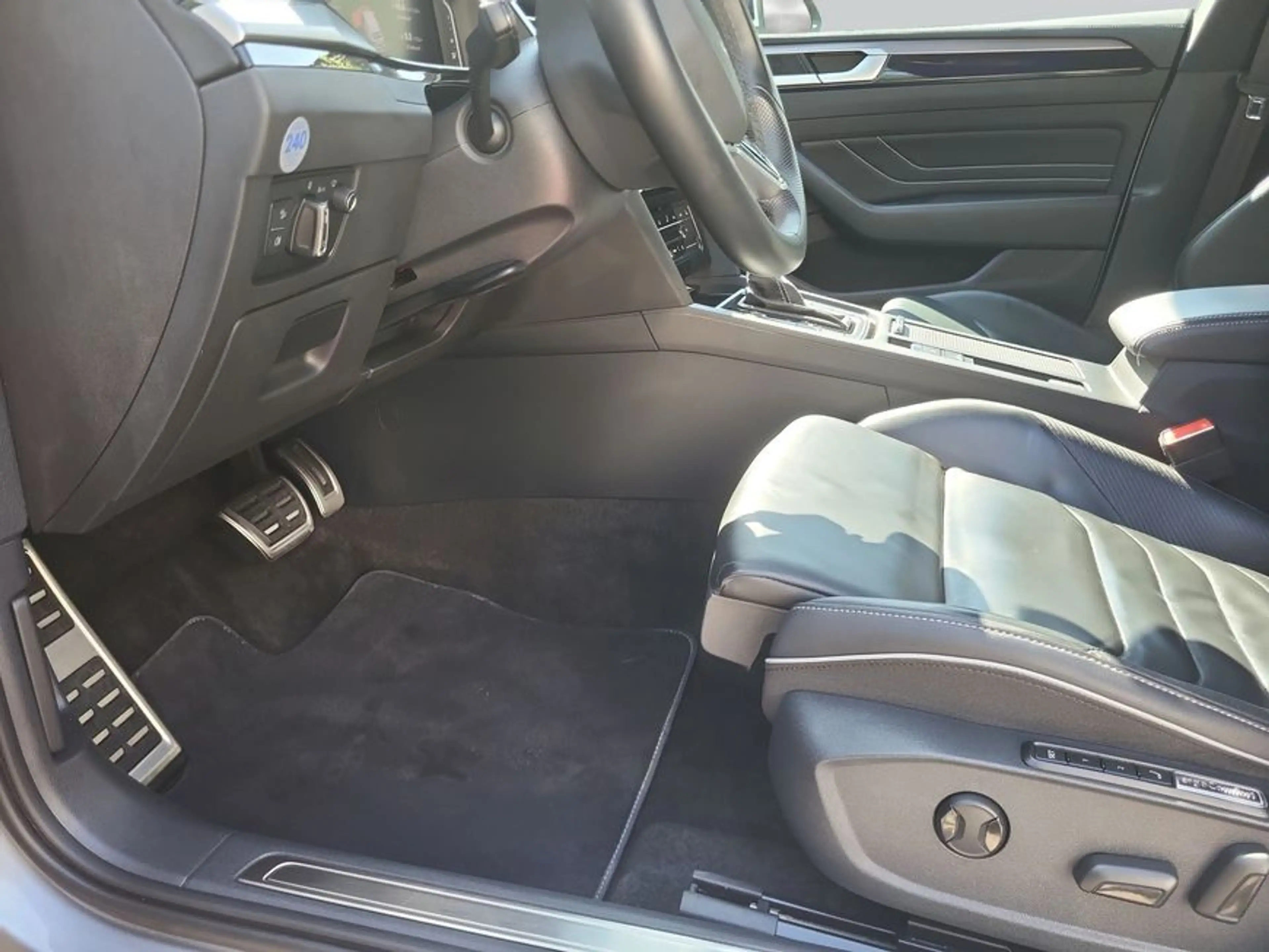 Volkswagen Arteon Shootingbrake 1.4 TSI eHybrid DSG R-Line AH — photo 10