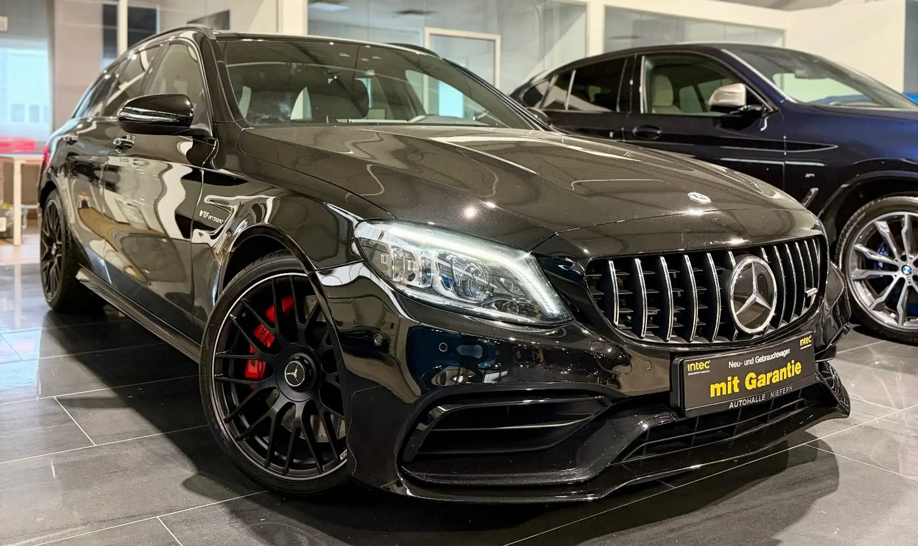 Mercedes-Benz C 63 AMG C63 S T AMG*PANO*BURM*MEMORY*HUD*DRIVERS PACKAGE Schwarz - 1